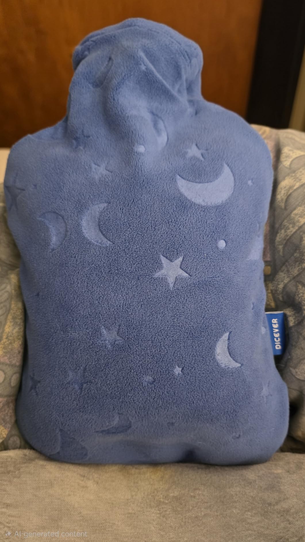 Hot Water Bottle with Soft Cover, 2L Hot Water Bag for Menstrual Cramps, Neck and Shoulder Pain Relief, Hot and Cold Therapies, Hand Feet Winter Warmer, Blue customer photo 2