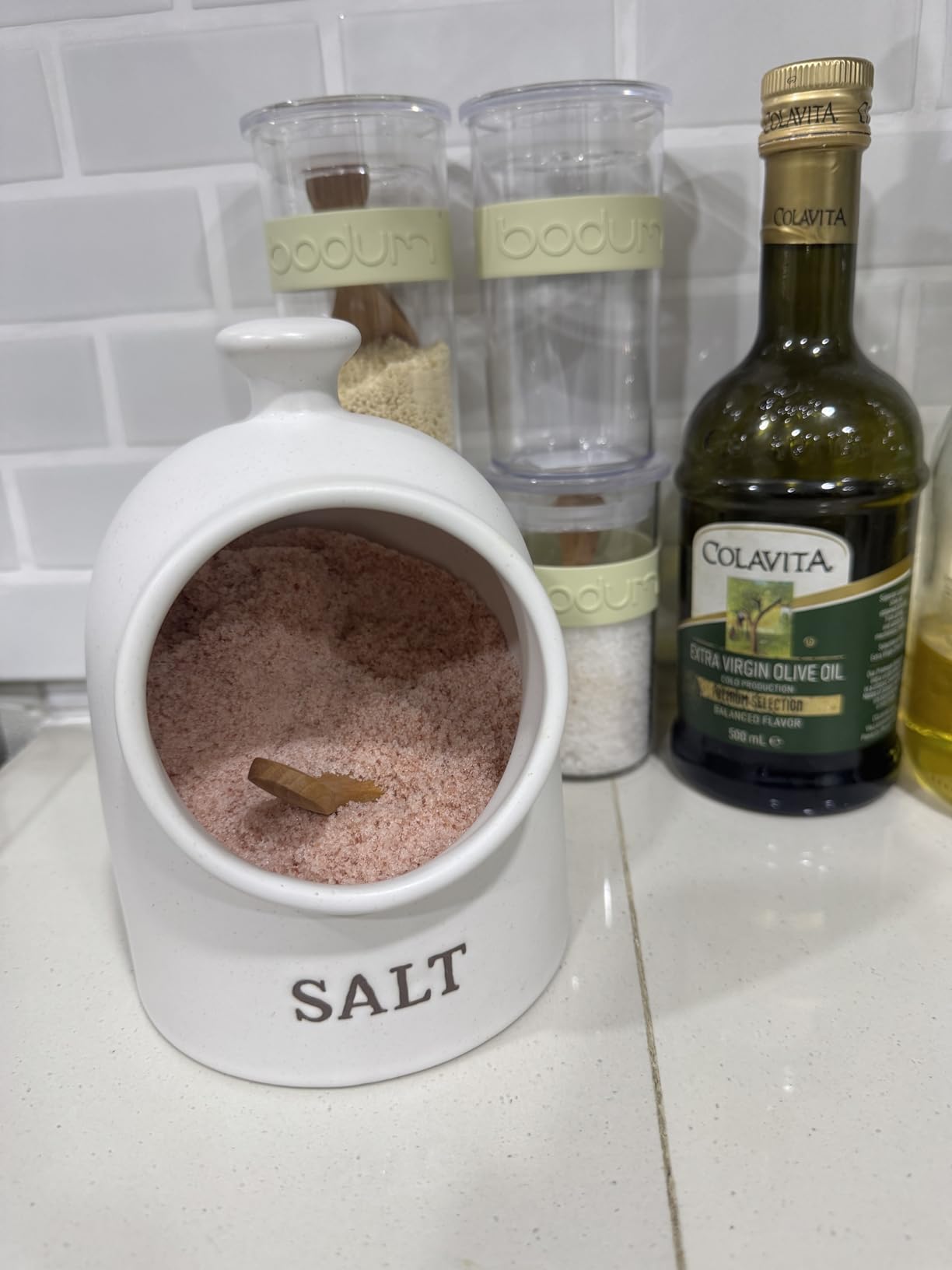 KooK Salt Pig, Salt Cellar, Salt Crock, Countertop Storage Container for Spices, White Salt Cellar, Ceramic, Stoneware, Dishwasher Safe (Cream) customer photo 2