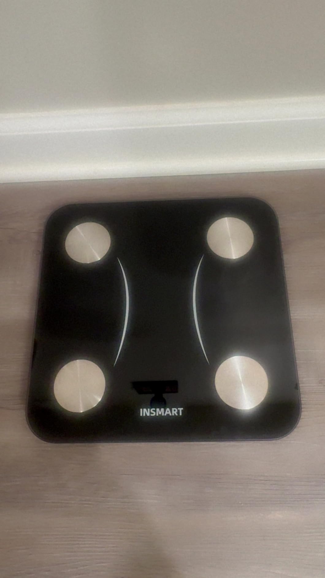 INSMART Body Fat Scale, Smart Scale for Body Weight 0.1lb High Accuracy, Digital Bathroom Weight Scale for BMI, Body Fat, Muscle 17 Body Composition Analyzer Sync with App, LED Display, 400lb, Black customer photo 1