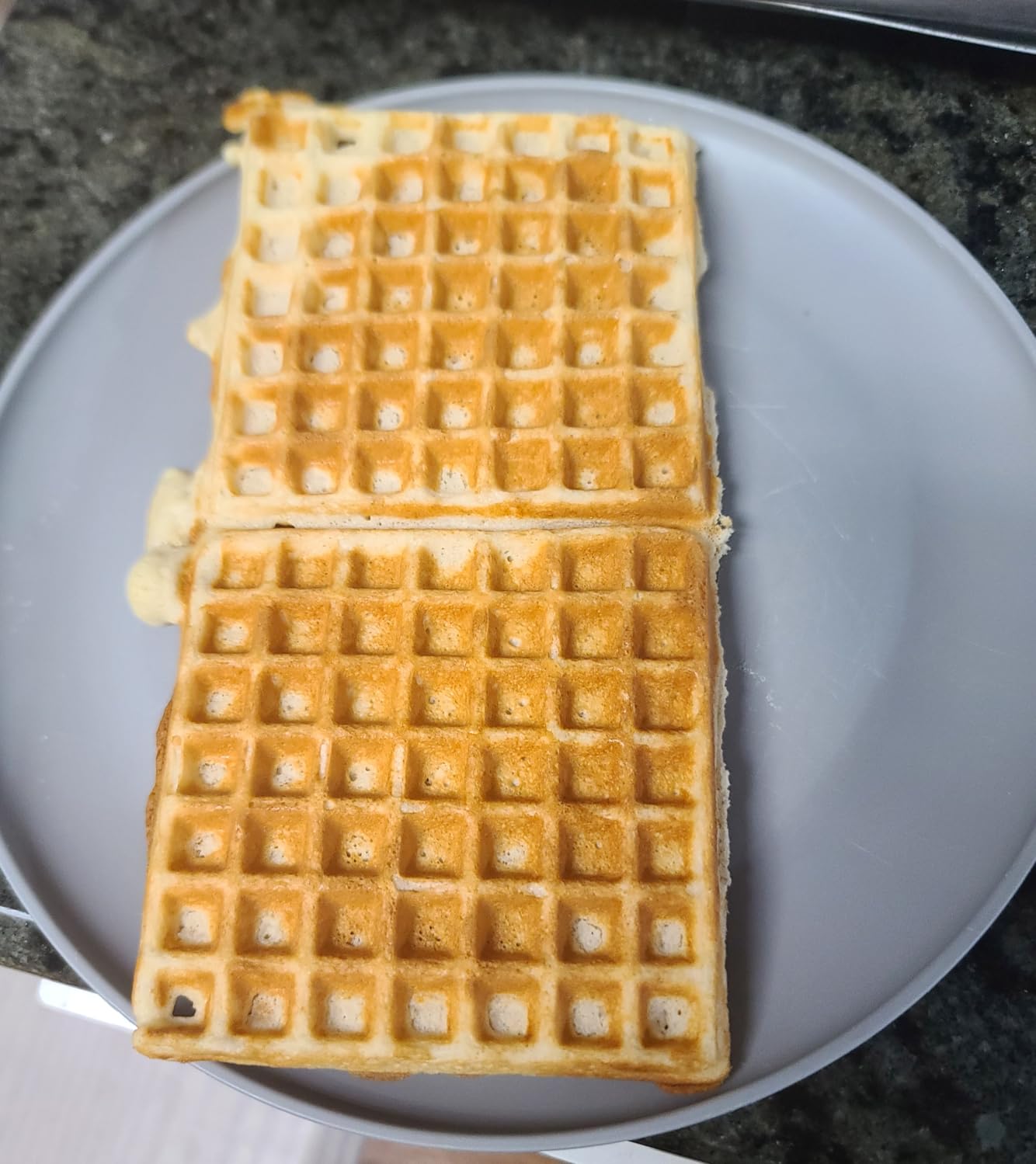 GreenPan Elite 4-Square Belgian & Classic Waffle Maker, Healthy Ceramic Nonstick Dishwasher Safe Plates, Adjustable Shade/Crunch Control, PFAS-Free, White customer photo 2