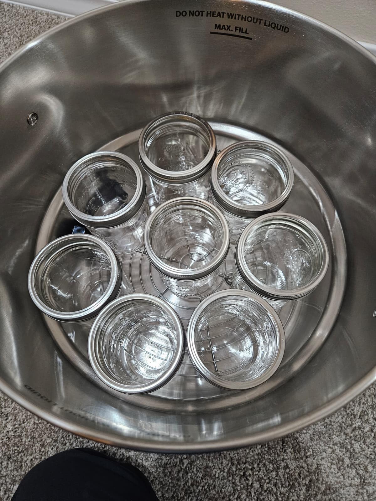 Ball EasyCanner Electric Water Bath Canner, 21-Quart Capacity, Automated Heating, Multicooker & Steamer Functionality customer photo 1