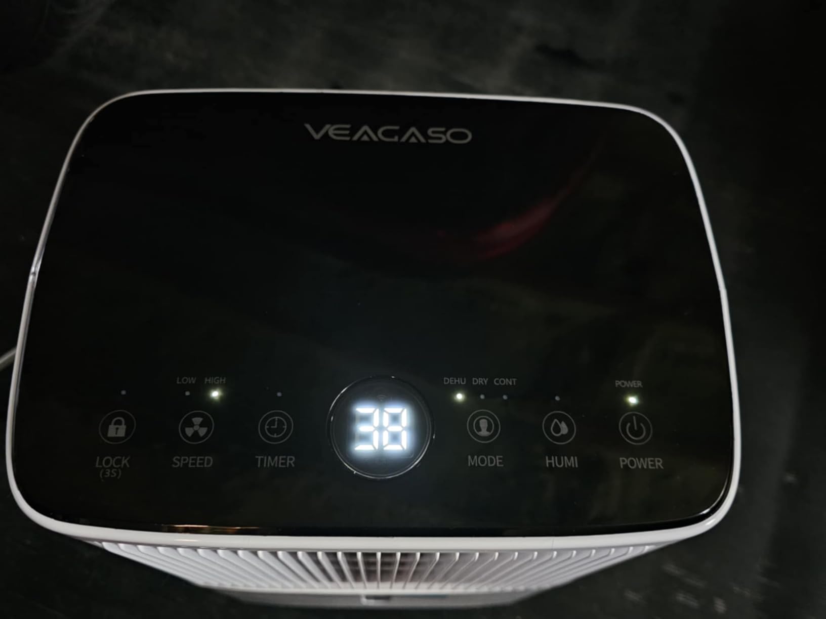 VEAGASO 34 Pint/D Dehumidifier for Basement with Drain Hose, 2500 Sq.Ft Dehumidifiers for Home, Bathroom, Bedroom - 3 Modes, 24H Time, 40dB, 0.53 Gallon Water Tank, Intelligent Humidity Control customer photo 2