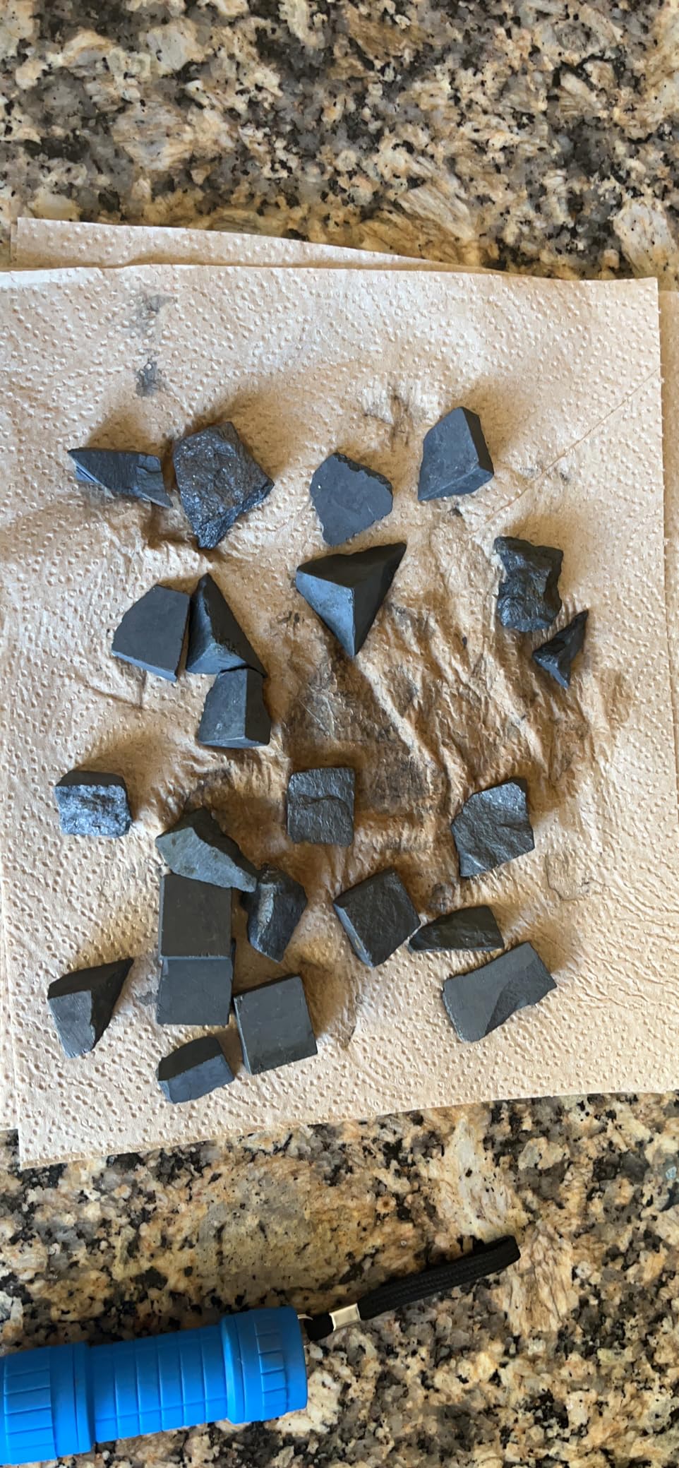 Raw Shungite Stones and Crystals, Karelia Shungite Minerals, 20-40mm 1/2 Ib customer photo 1