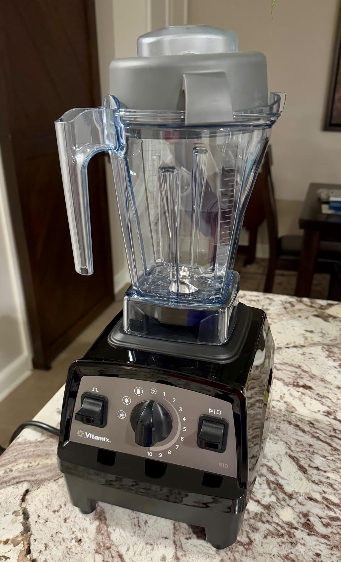 Vitamix Propel Series 510 Blender, 3 Blending Programs, Professional-Grade, 48 Oz, Black customer photo 2