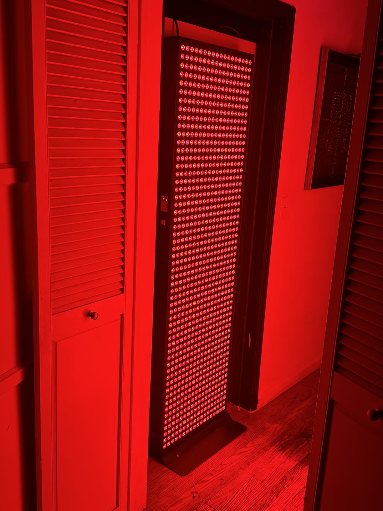 Red Light Therapy Device for Full Body, 630nm, 660nm, 810nm & 850nm, Near Infrared Dual-Chip Clinical Grade LED Panel for Smooth Skin, Weight & Pain Management and Overall Wellness (4000-Watt 800-LED) customer photo 1
