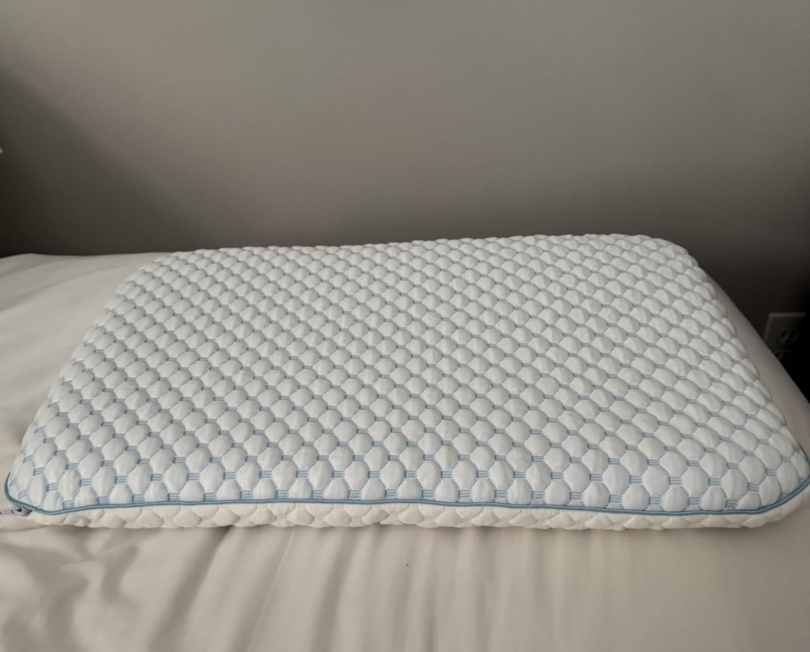 Thin Pillow for Sleeping, Cooling Gel Flat Pillow for Stomach and Back Sleepers, Ultra Slim Stomach Sleeping Pillows for Shoulder Neck Pain Relief, Low Profile Memory Foam Pillows 2.25-inches customer photo 2