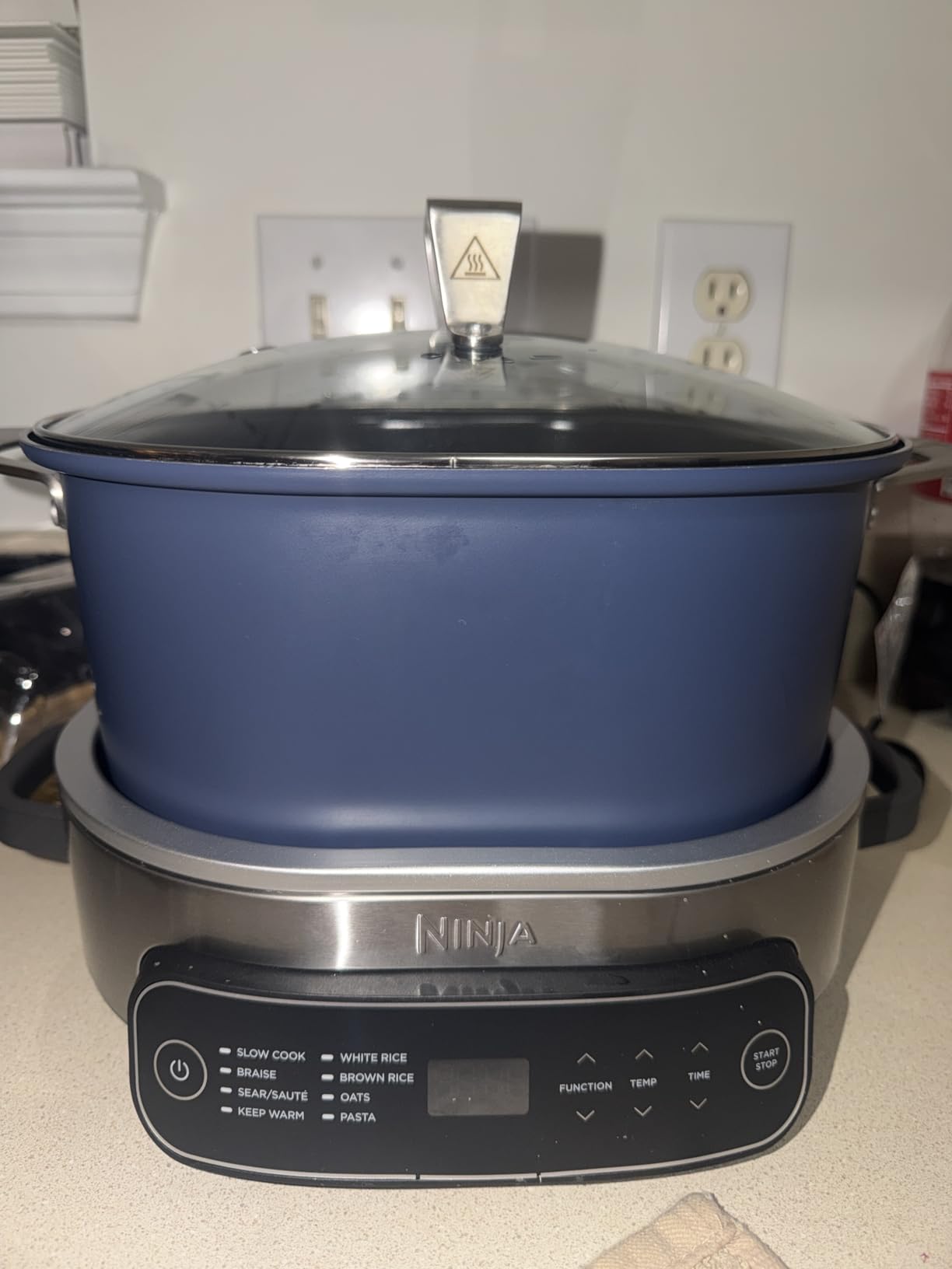 Ninja® PossibleCooker™ PLUS 12-in-1, 8.5-qt, Black, MC1010 customer photo 2