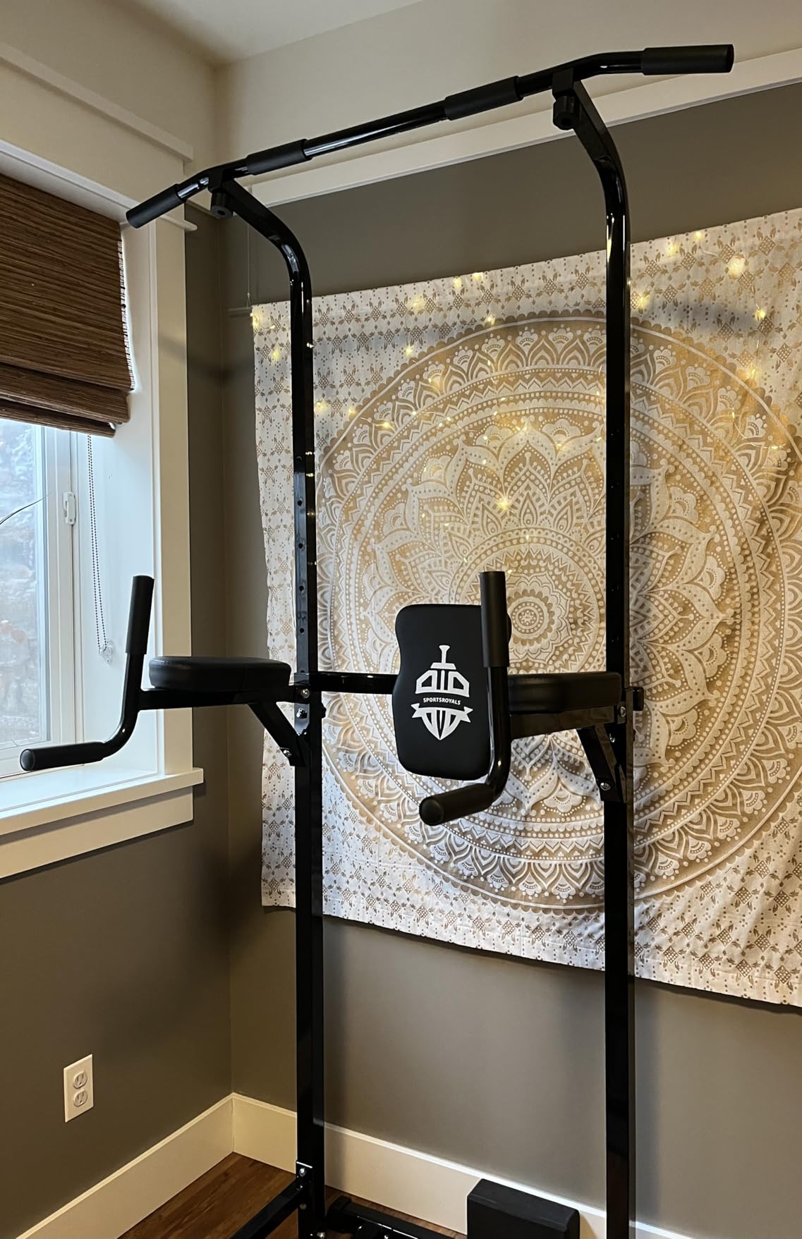 Sportsroyals Power Tower Pull Up Bar Station, 450LBS Stable Pull Up Dip Station for Home Gym Strength Training Equipment customer photo 1