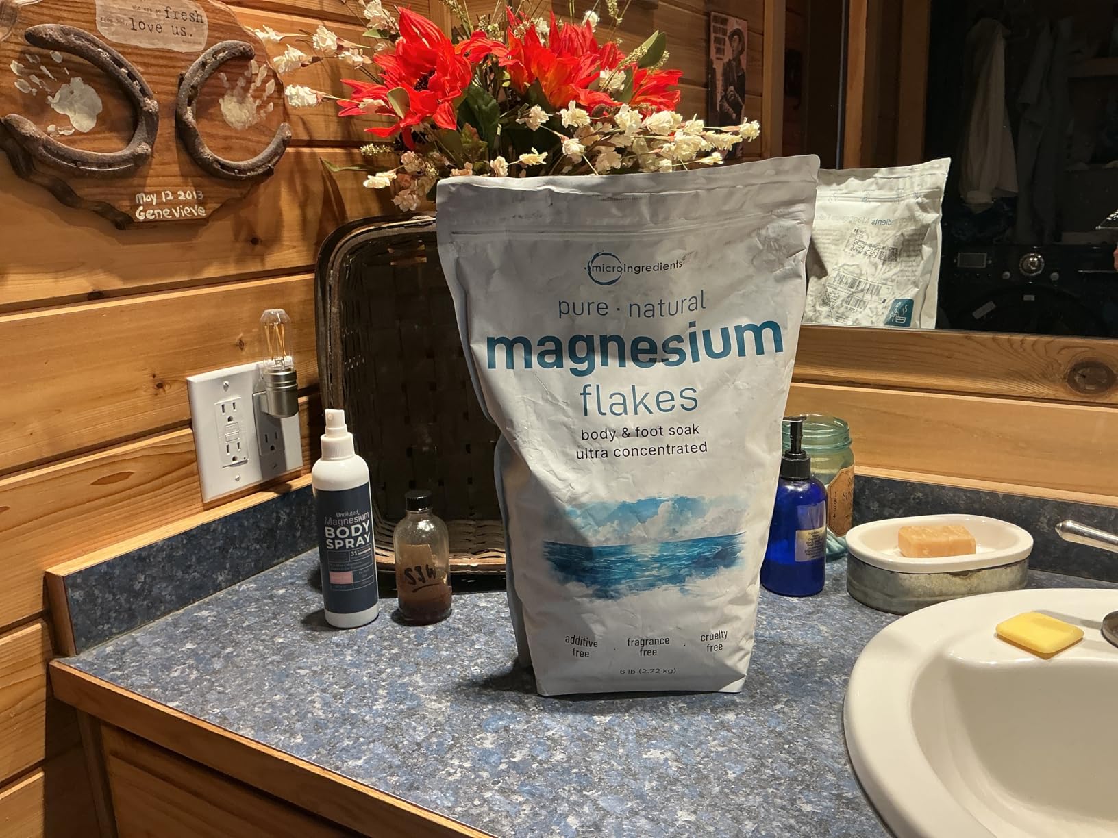 Micro Ingredients Magnesium Flakes, 6lbs | Great Alternative to Epsom Salt for Foot & Body Bath Soaks | High Absorption | Natural Magnesium Chloride Minerals | Relaxation & Skin Hydration Support customer photo 1