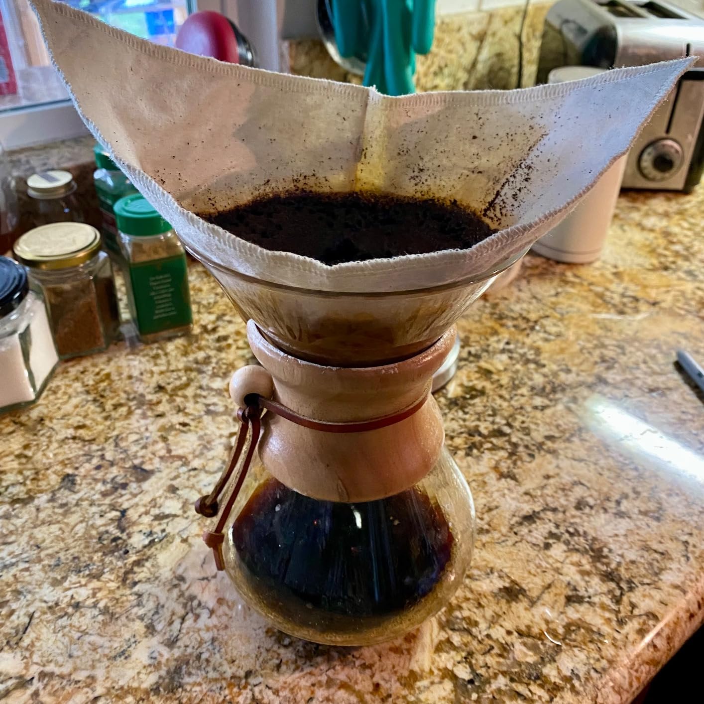 IMPRESA Reusable Cotton Coffee Filters Compatible with Chemex - Washable Fabric for Pour-Over Coffee Maker - Cotton Cloth Cone Filter for Pour-Over Dripper - Pack of 4, Fits 6-13 Cup, Large, Natural customer photo 2