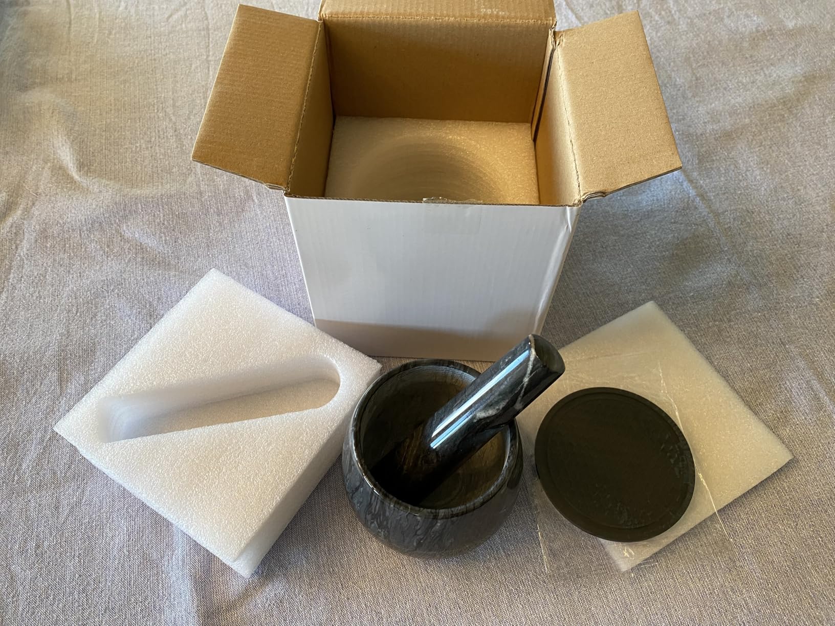 Heavy Duty Mortar and Pestle, Natural Marble Mortar and Pestle Set, Spice Herb Grinder Make Fresh Guacamole, Salsa, Pesto, Stone Grinder Bowl, 1.5 Cup customer photo 2
