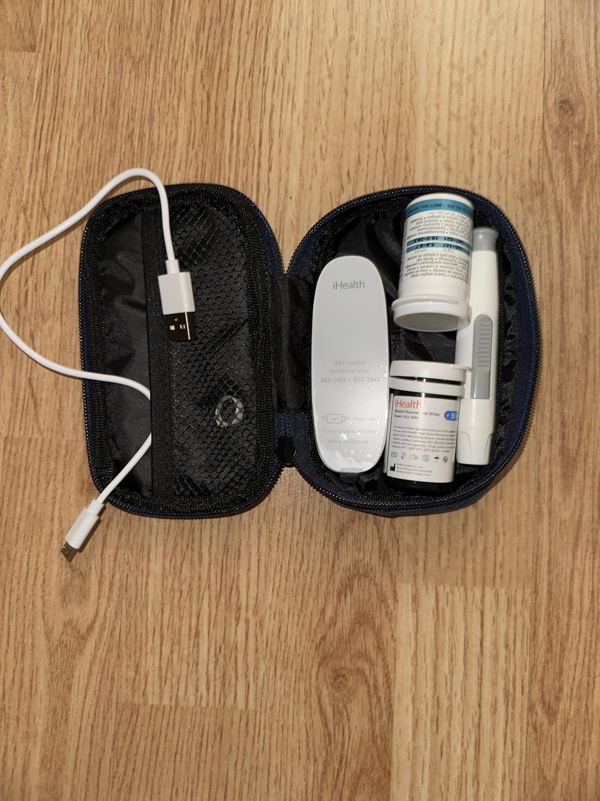 iHealth Gluco+ Wireless Smart Blood Glucose Monitor Kit with Free App, 100 Glucometer Strips, 100 Lancets, 1 Blood Sugar Monitor, 1 Lancing Device, Portable Diabetes Testing Kit for Home Use customer photo 1