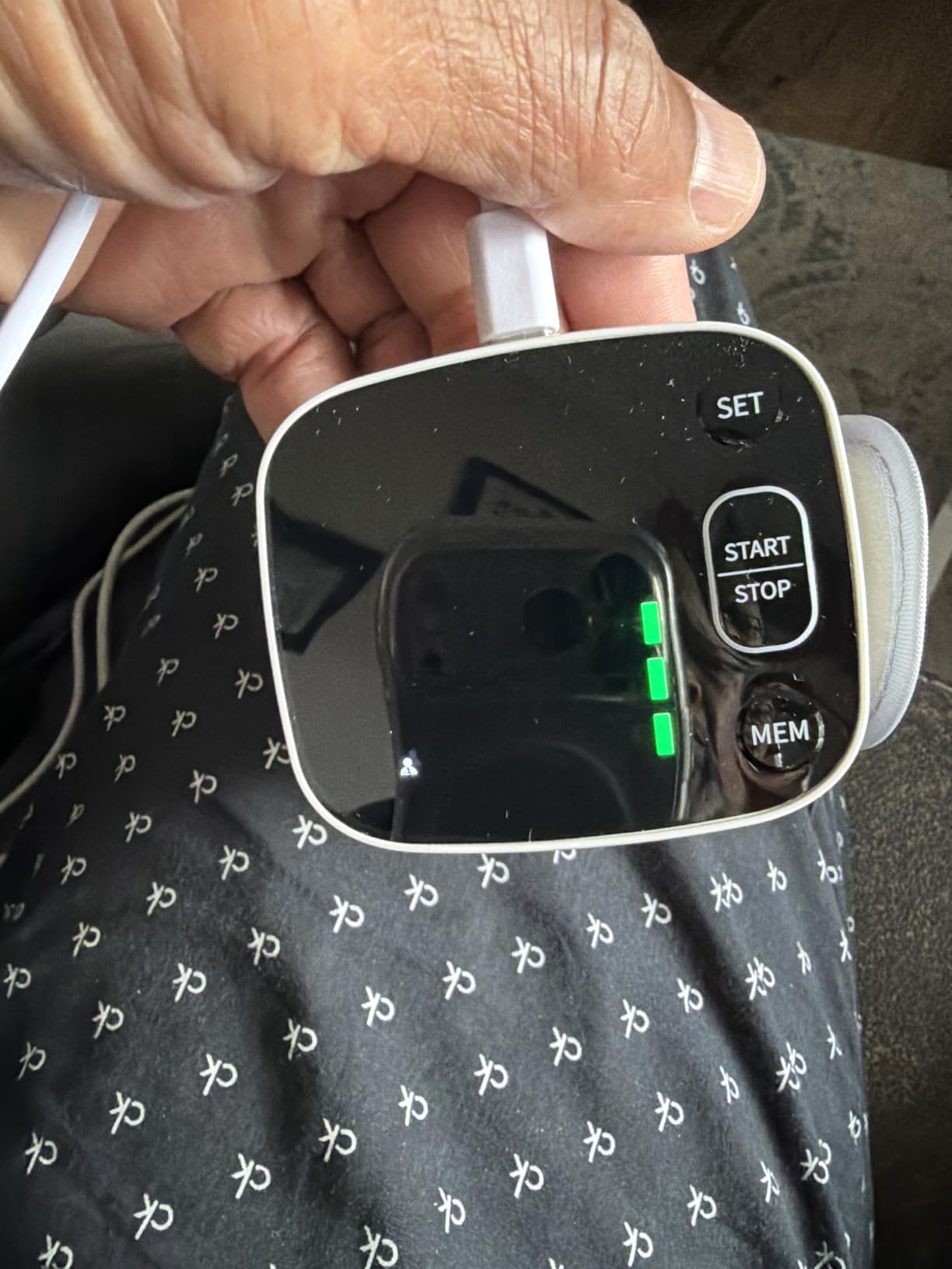 Oklar Blood Pressure Monitors for Home Use Rechargeable Wrist Digital BP Machine Cuff with LED Backlit Display, Voice Broadcast, 240 Memory Storage for 2 Users with Carrying Case customer photo 1