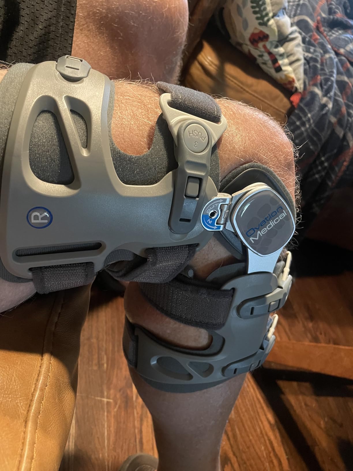 Ovation Medical Game Changer Unloader Left Knee Brace - Lightweight, Low Profile OA Knee Brace for Arthritis Pain and Support - Premium Knee Support for Medial and Lateral Knee Pain customer photo 2