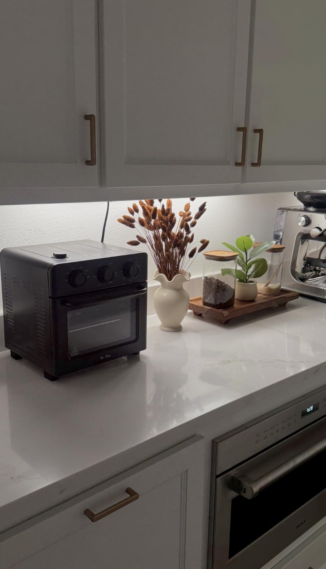 Our Place Wonder Oven | 6-in-1 Stainless Steel Air Fryer Toaster Oven Combo with Basket, Rack, Pan & Tray | Compact 13 QT Countertop Capacity - Toast, Roast, Bake, Reheat, Broil & Steam | Steam customer photo 2