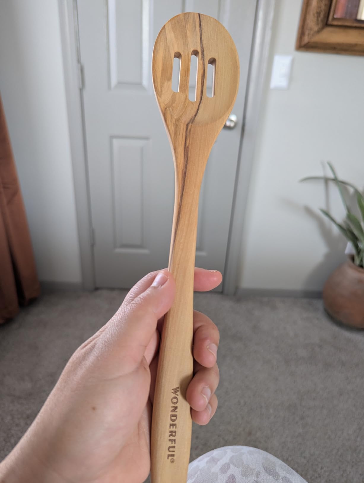 WONDERFUL 4 Pcs Olive Wooden Spoons for Cooking - 13.5 Inch Long, Set with Spatula, Corner Spoon, Slotted Spoon, Spaghetti and Pasta Server with Measurer customer photo 2