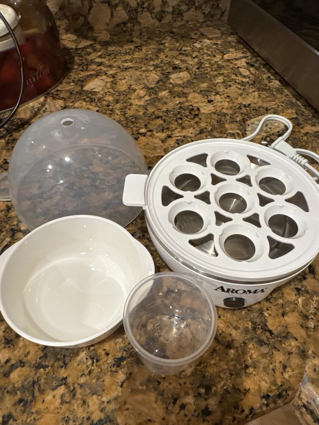 AROMA Overly Easy Egg Cooker, Steamer, and Electric Egg Poacher | XL Capacity Egg Steamer Fits 7 Eggs customer photo 1