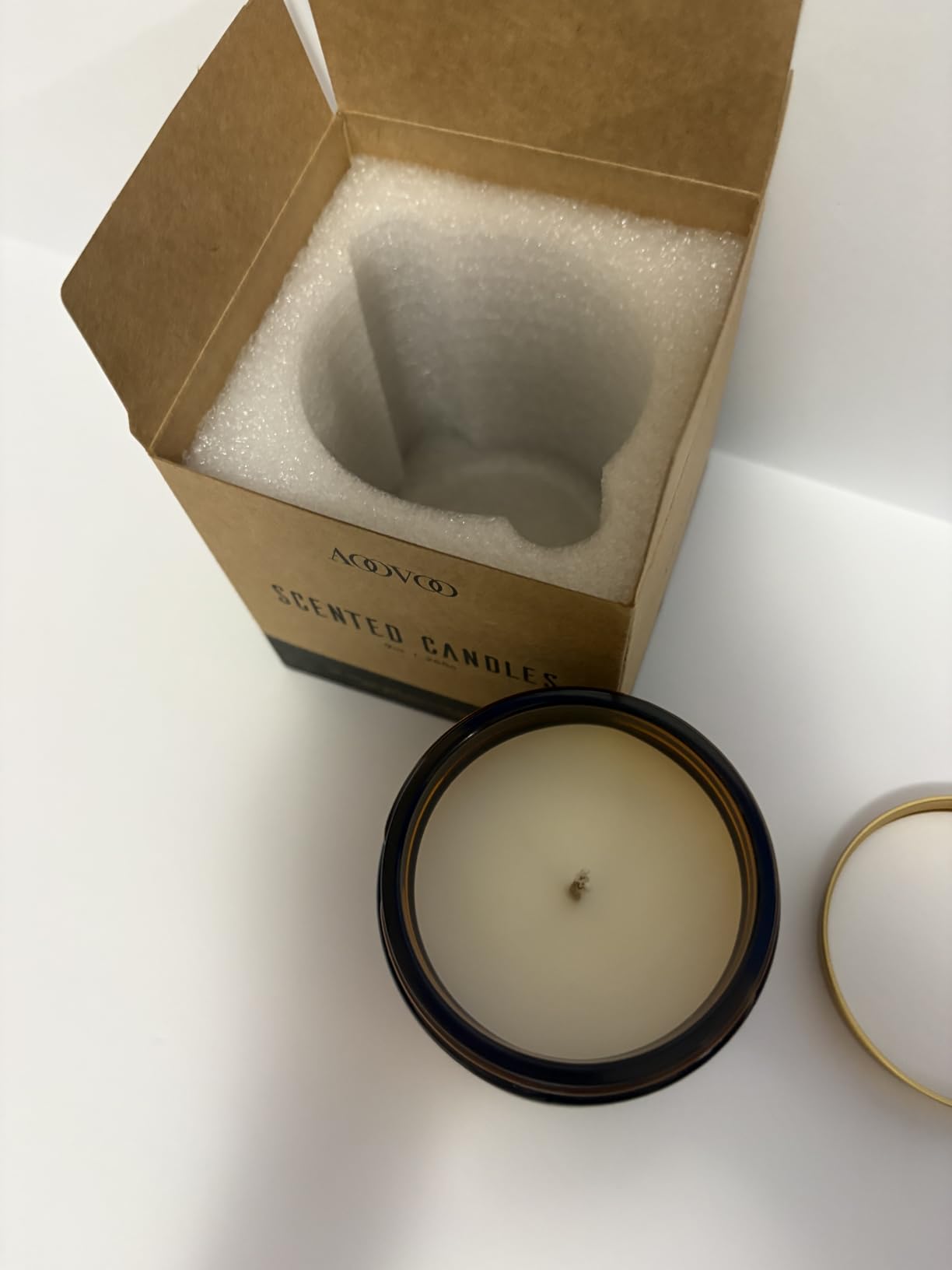 AOOVOO Coconut Vanilla Candles - 9 oz Scented Candles, Aromatherapy Candle, Soy Candle for Home Scented customer photo 2