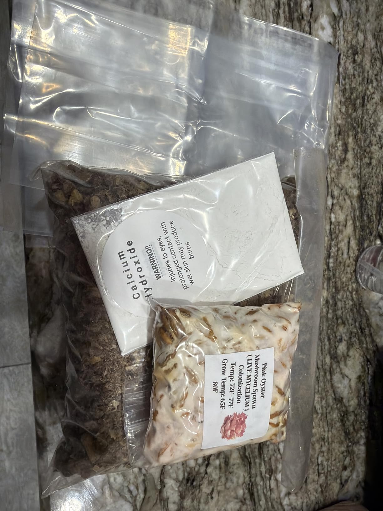 Four All in One Mushroom Grow Kits with Yellow, Blue, Florida, and Pink Oyster, Complete Cultivation Set customer photo 2
