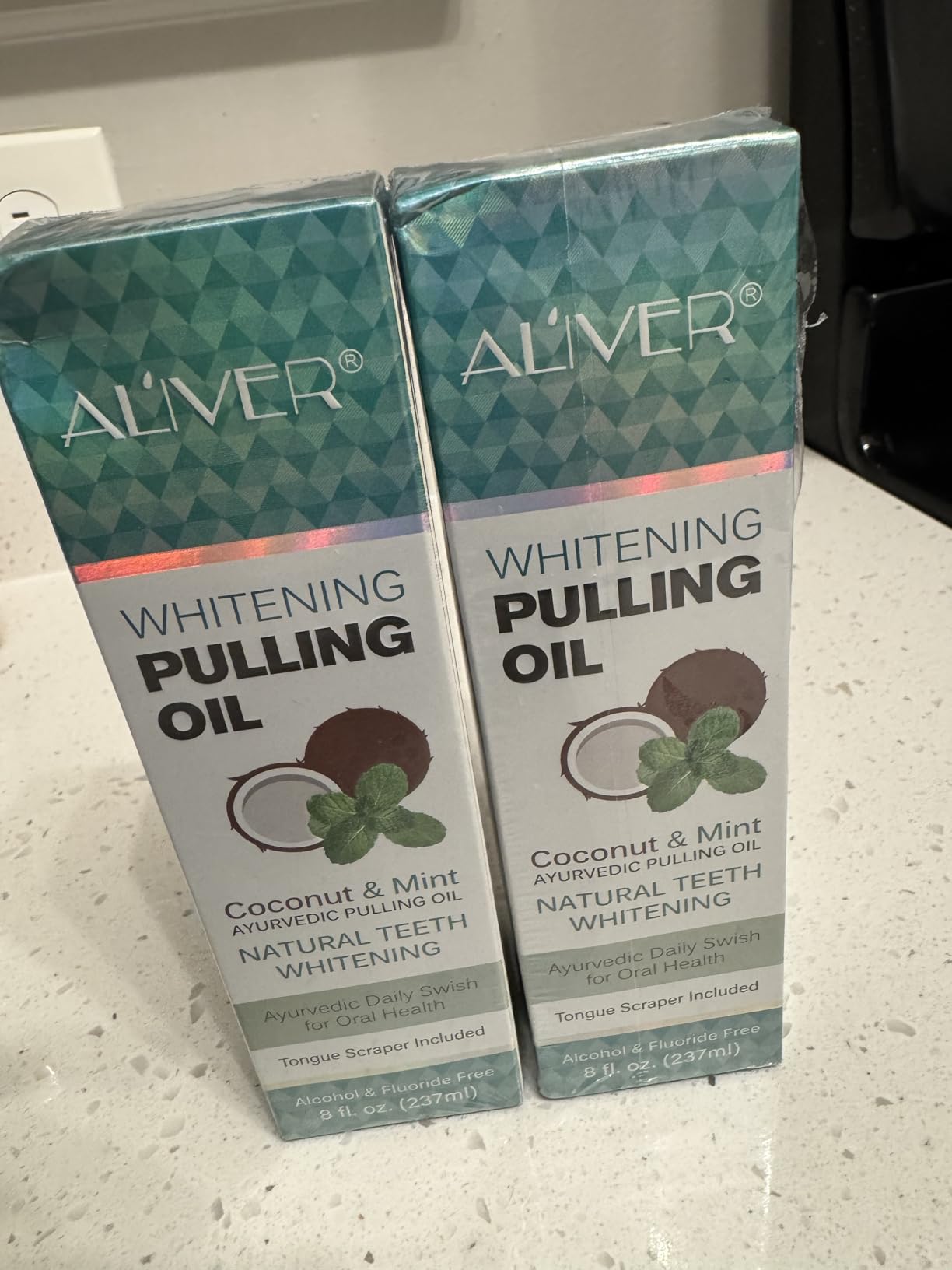 Natural Coconut Oil Pulling Mouthwash with Peppermint - Alcohol Free Natural Oral Rinse for Fresh Breath & Healthy Gums, Professional Grade Deep Cleaning Kit with Tongue Scraper for Adults & Kids customer photo 1