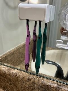 ADA Cavity Defense Activated Charcoal Toothbrush 5 Pack Ultra-Soft Flosspick Bristle for Sensitive Teeth & Gums, Aids in Teeth Whitening, Extra Soft, Easy Grip (5 Count) customer photo 1
