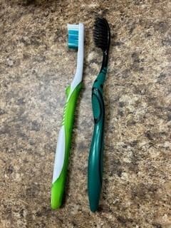 ADA Cavity Defense Activated Charcoal Toothbrush 5 Pack Ultra-Soft Flosspick Bristle for Sensitive Teeth & Gums, Aids in Teeth Whitening, Extra Soft, Easy Grip (5 Count) customer photo 2