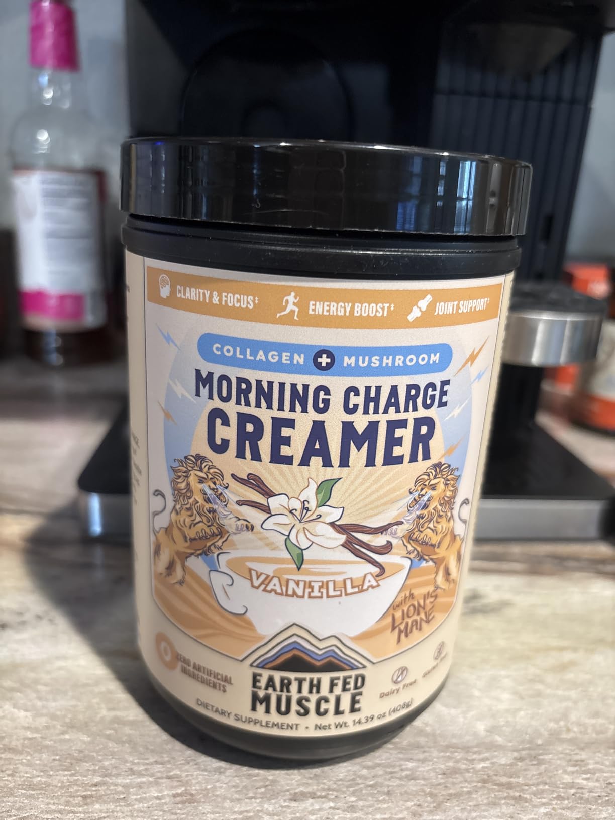 Earth Fed Muscle Vanilla Protein Coffee Creamer Powder - Collagen Peptides, Lion's Mane, Coconut Milk, Non-Dairy - Morning Charge - Focus + Joint Support - 24 Servings customer photo 1