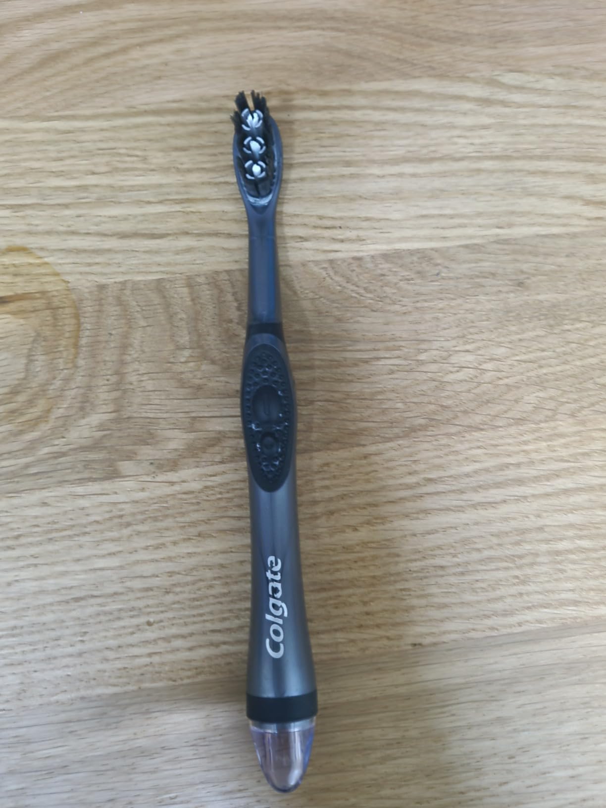 Colgate 360 Vibrate Charcoal Battery Powered Electric Toothbrush with Soft Bristles, 2 Pack, Sonic Powered customer photo 2