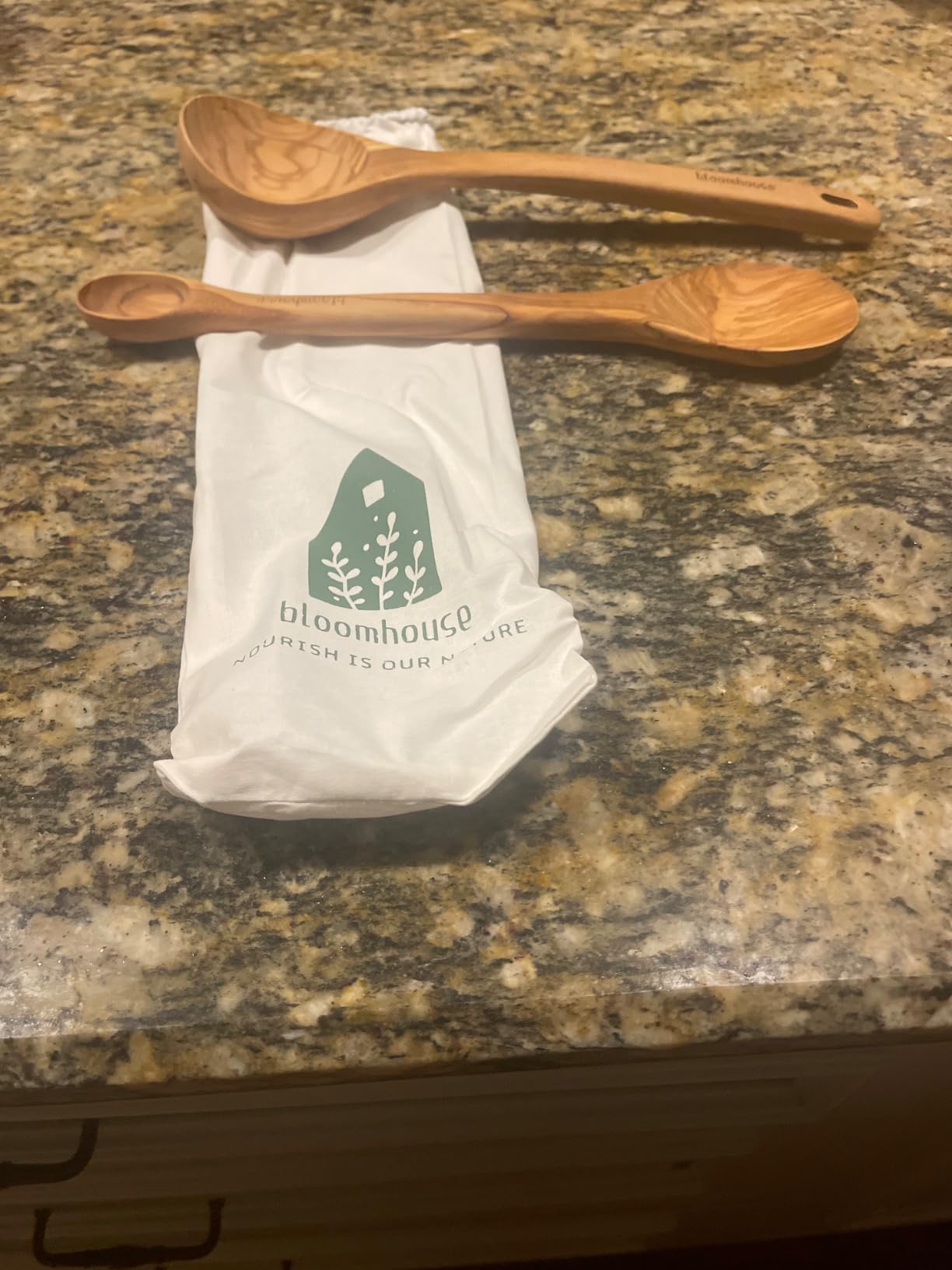 Bloomhouse Italian Olive Wood 3-Piece Kitchen Utensil Set - Extra-Large 14-Inch Turner, Spoon & Slotted Spoon, Durable Wooden Cooking Tools customer photo 1