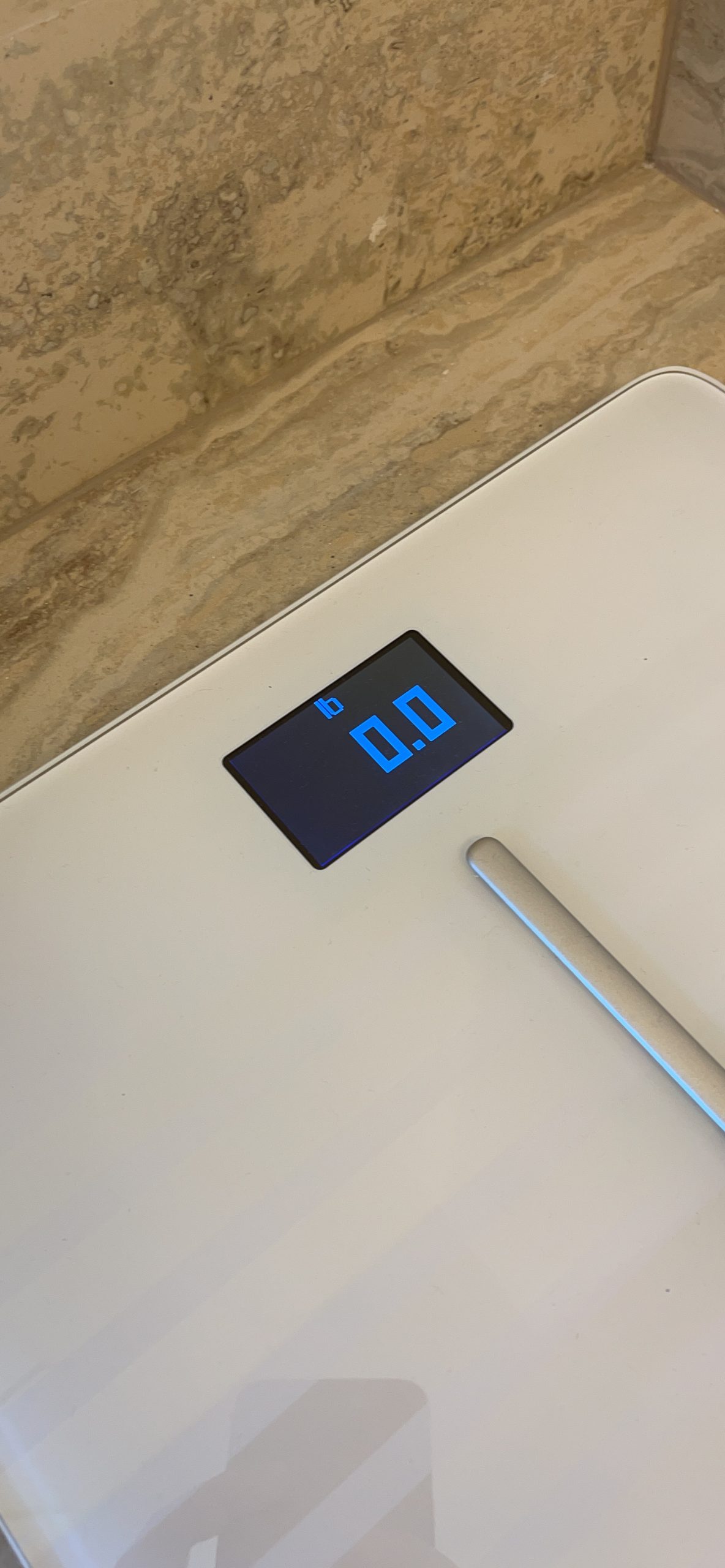 WITHINGS Body Scan - Smart Scale with Segmental Body Composition Analysis, Weighing Scales Body Weight & Vascular Age, Visceral Fat, Heart Rate, iOS/Android, Black customer photo 2