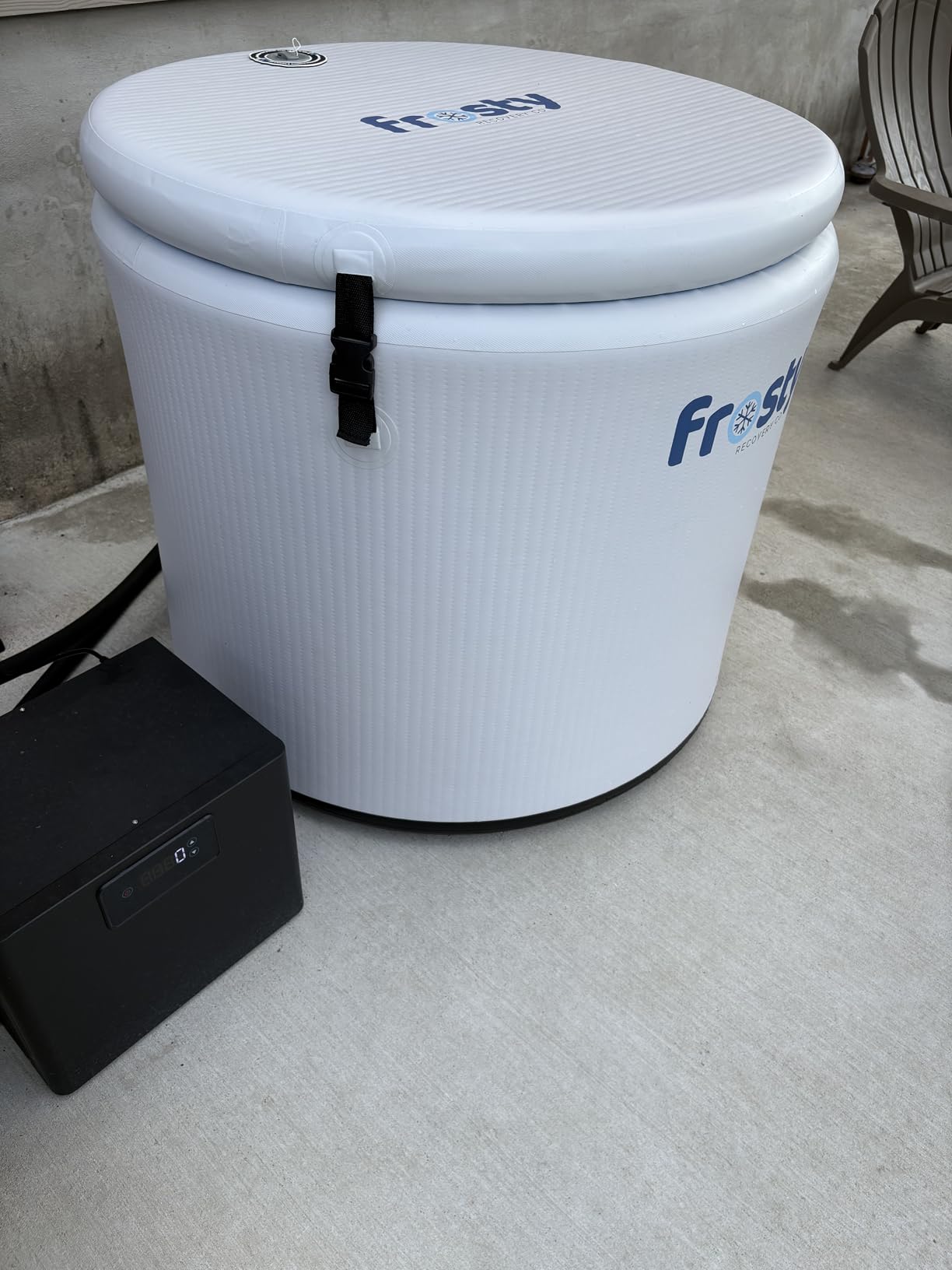 Frosty Ice Pod Pro Cold Plunge - Inflatable Ice Tub for Cold Water Therapy - Pro Grade Cold Plunge Ice Pod with Water Chiller Compatibility - The Ice Pod Cold Plunge Tub for Ice Bath and Ice Plunge customer photo 2