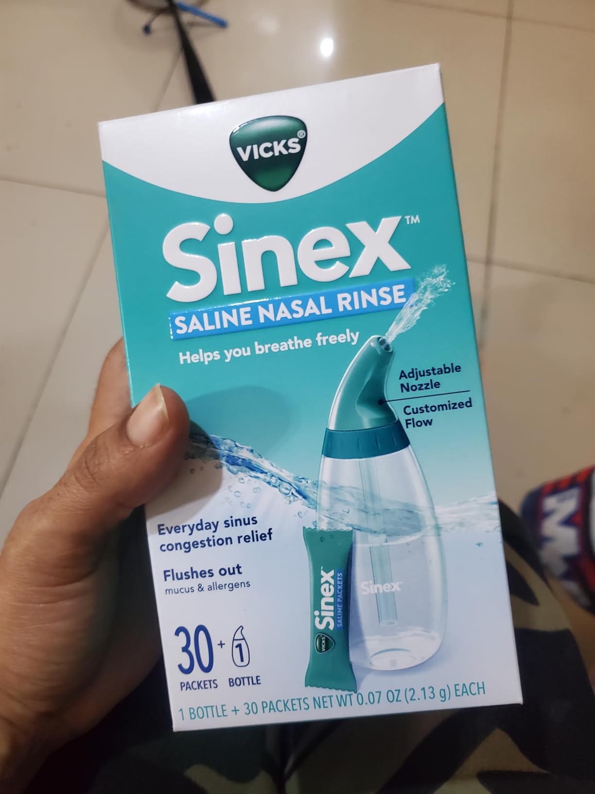 Vicks Sinex Saline Nasal Rinse Starter Kit, Drug Free Saline, Flush Out Mucus and Allergens, Fast & Effective Relief for Everyday Congestion from Sinus & Allergy, 1 Bottle + 30 Refill Packets customer photo 1