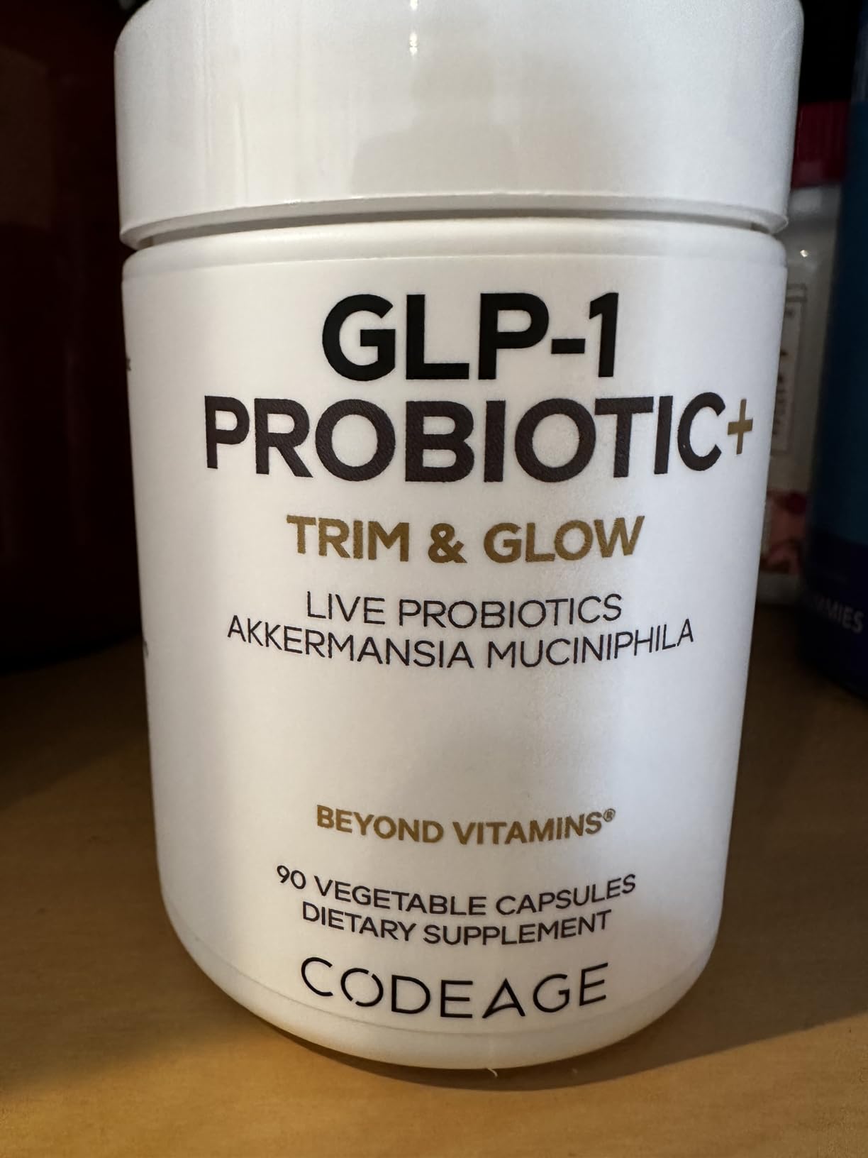 Codeage GLP-1 Probiotic+ - Live Probiotics Akkermansia, Clostridium, Bifidobacterium, Chicory Inulin Probiotic, Prebiotics & Postbiotics Supplement - 500 Million AFU, 3-Month Supply - 90 Capsules customer photo 1