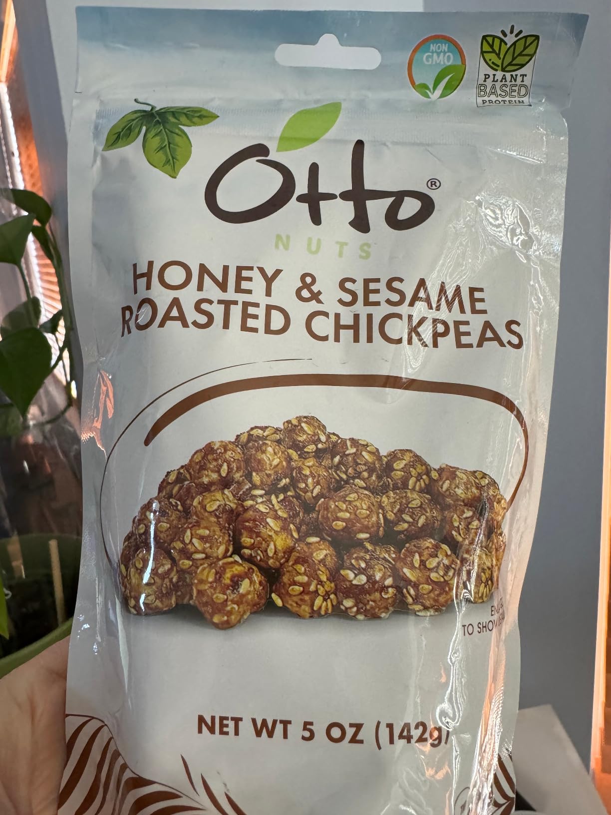 Otto Nuts - Honey & Sesame Roasted Chickpeas, Non-GMO Naturally Vegan Snack, Good Source of Protein | 5 OZ with Resealable Bag customer photo 1