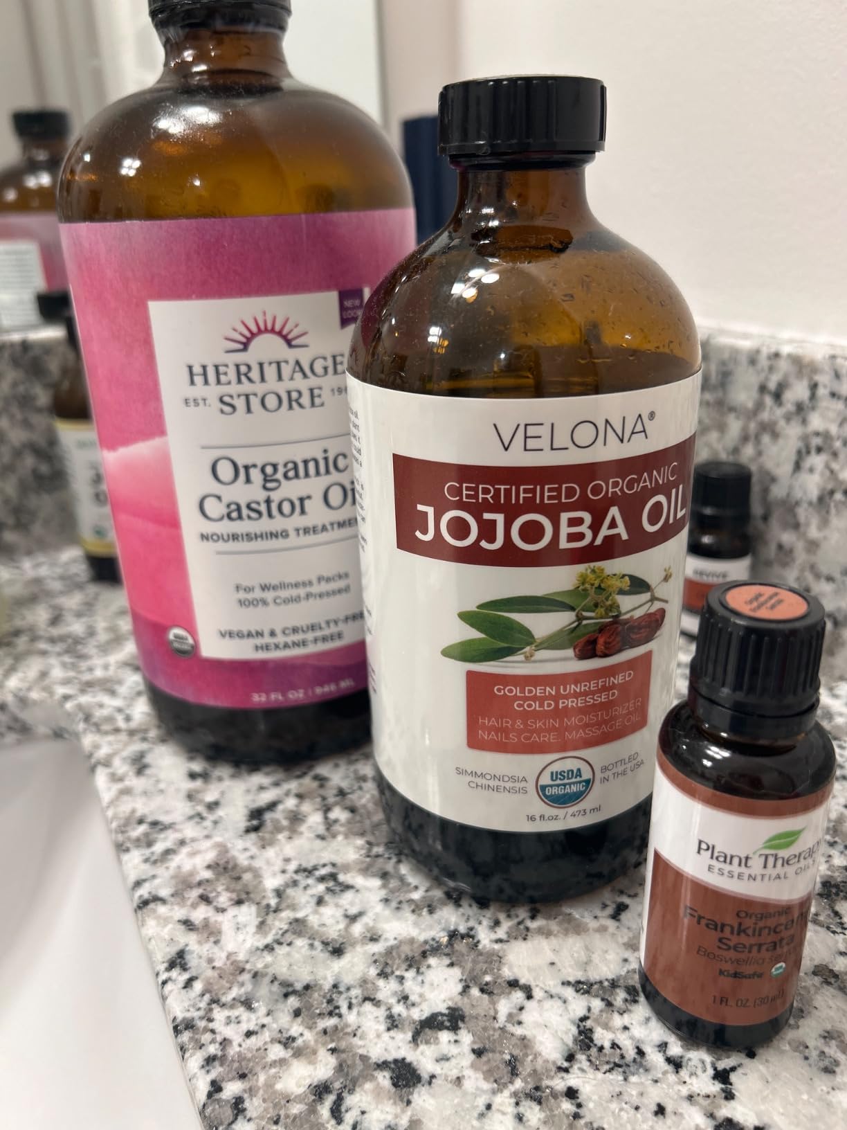 velona Jojoba Oil USDA Certified Organic - 16 Fl Oz in Glass Bottle | 100% Pure and Natural | Golden, Unrefined, Cold Pressed, Hexane Free | Moisturizing Face, Hair, Body, Skin Care customer photo 1