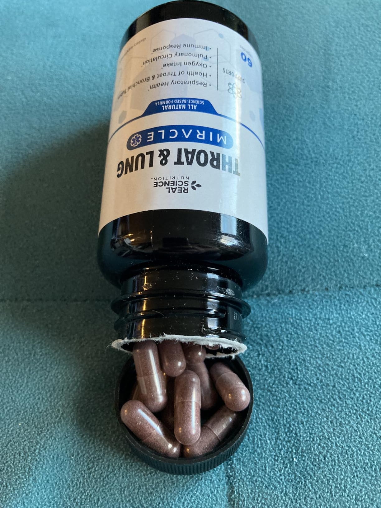 Real Science Throat & Lung Detox Capsules to Clear Mucus, Sore Throat & Support Breathing - Lung Support Supplement with Vinitrox, GABA, Vitamin C & D for Long-Term Cough & Respiratory Relief, 60 Caps customer photo 2