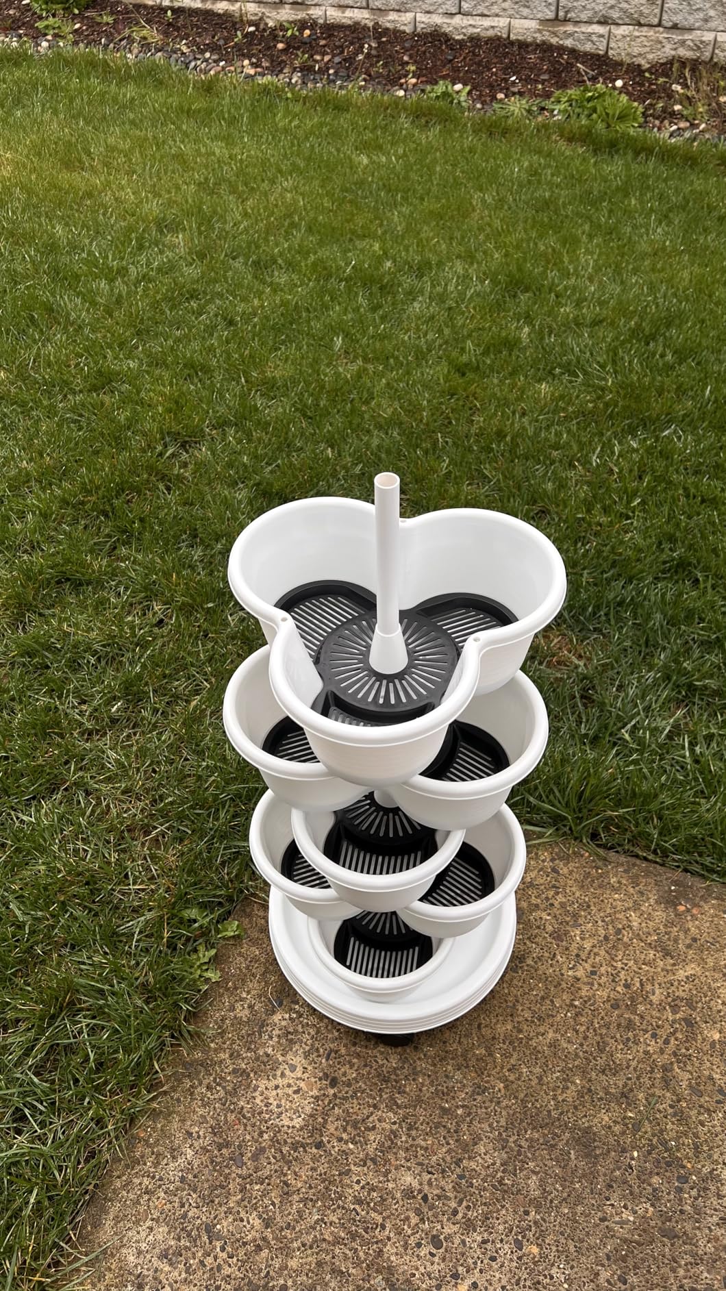 VECELO 5 Tier Vertical Garden Planter, Self Watering Stackable Planters with Wheels for Strawberries, Herbs, Flowers, Vegetables, White customer photo 1