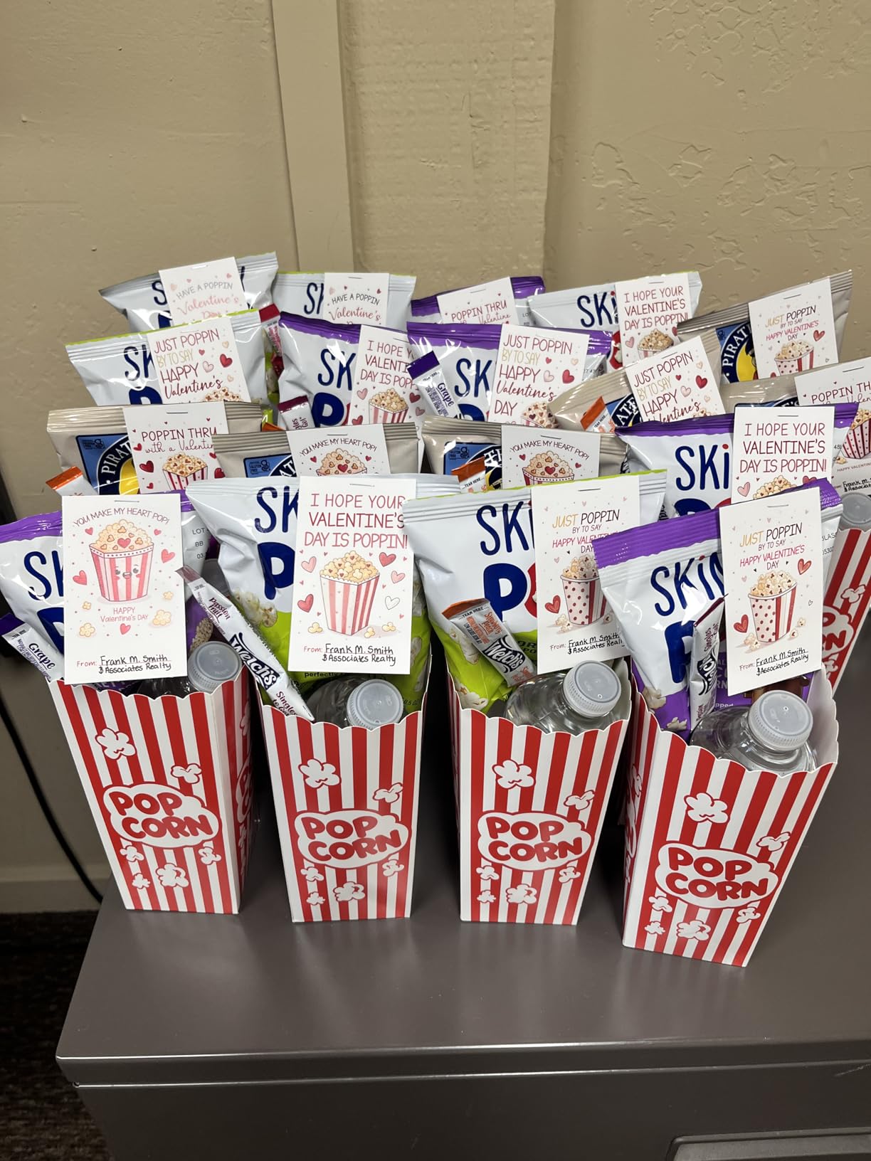 SkinnyPop Popcorn & Puffs Variety Pack, SkinnyPop Original and Kettle Corn, and Pirate's Booty, Gluten-Free, Individually Sized Snack Bags (18 Count) customer photo 1