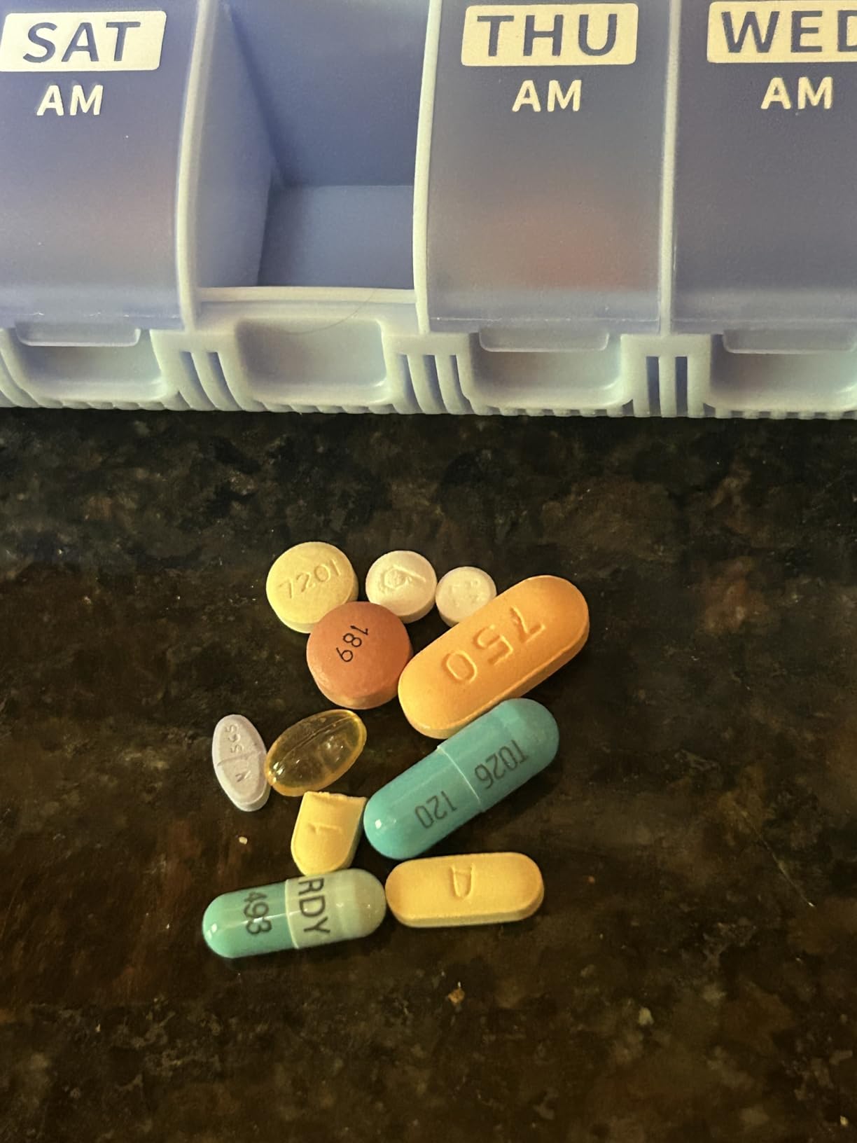 Vaydeer Metal 7 Day Pill Organizer 2 Times a Day - AM PM Weekly Travel Pill Case with Moisture-Proof Desiccant, Airtight Large Capacity Pill Box for Vitamins, Medications & Supplements (Rose Gold) customer photo 2