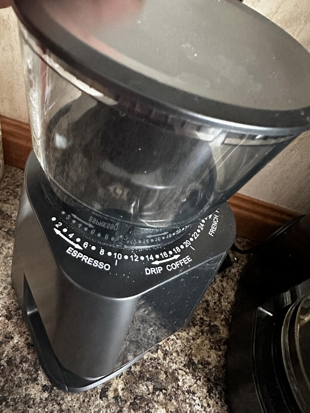 AYCHIRO Burr Coffee Grinder Electric, Adjustable Burr Mill with 30 Grinding Settings, Coffee Bean Grinder with Touchscreen, 2-12 Cups customer photo 2
