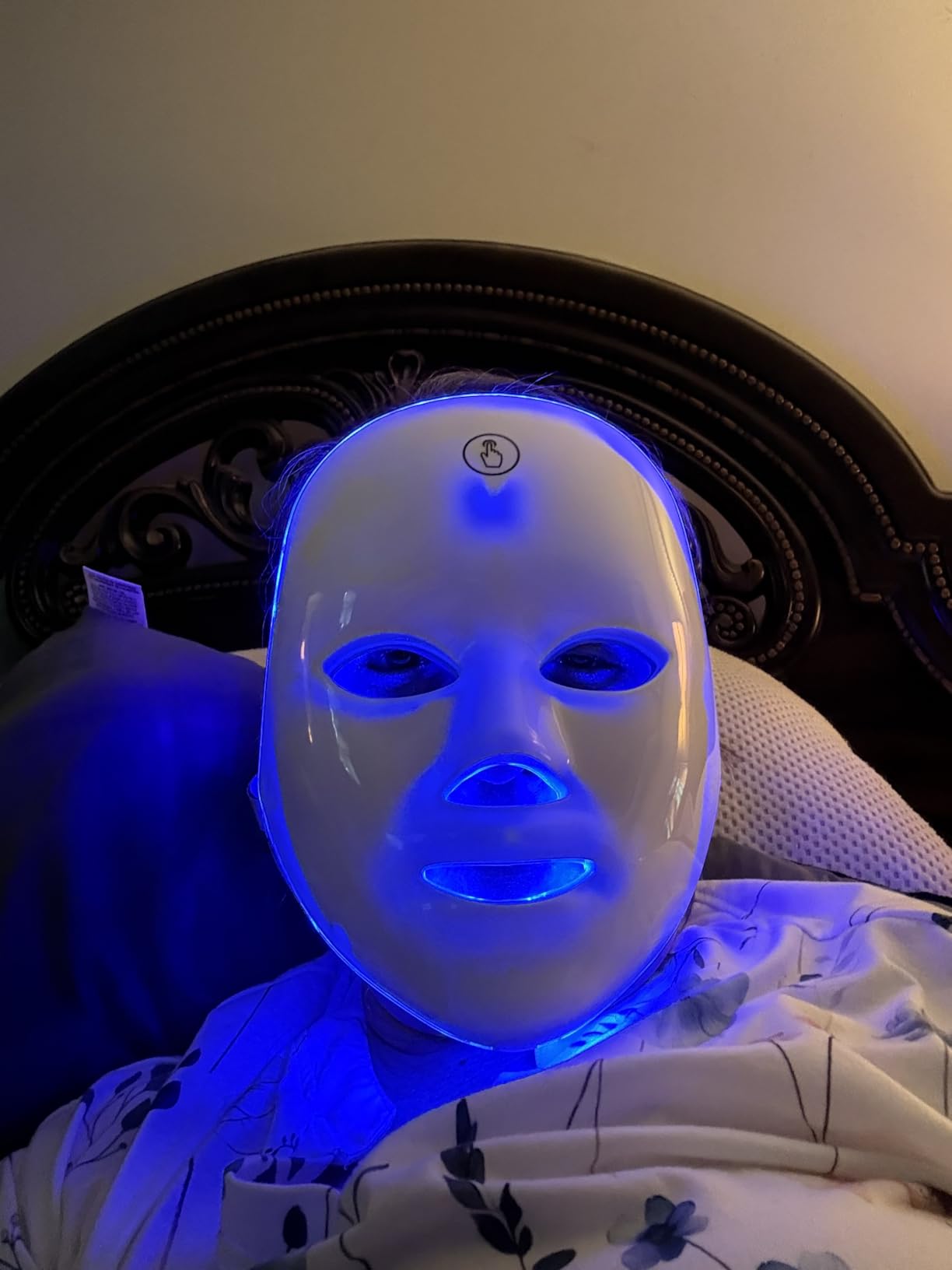 7-1 Colors Red Light Therapy For Face, LED Facial Skin Care Mask, Red Light Mask for Face, LED Facial Mask Light, Salon or Home, White customer photo 2