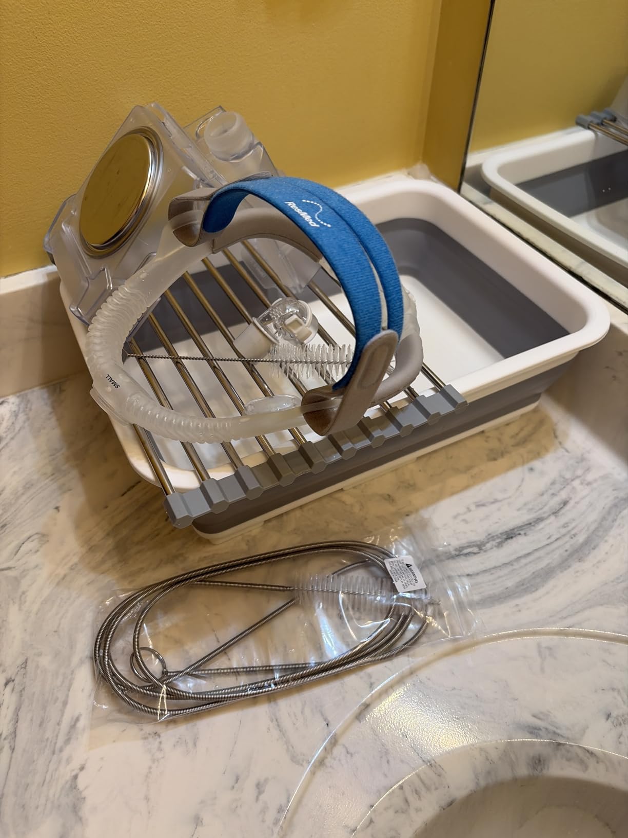 CPAP Cleaning Kit Hose and Mask for CPAP Hanger Dryer with 6.9 ft Thick Wire Brush, Collapsible Wash Basin, Compatible with 22mm and 15mm Hose, Extra Soft Bristles Cleaner CPAP Supplies customer photo 1