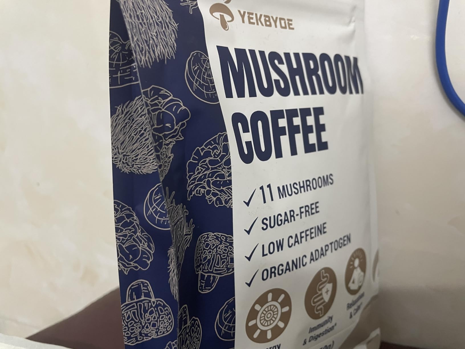 Mushroom Coffee, 11 Superfood Mushrooms includes Lion's Mane, Reishi, Chaga & Ashwagandha, Instant Mushroom Coffee Organic for Energy, Memory, Digestion & Detox, Low Caffeine & Sugar Free, 5.3oz customer photo 2