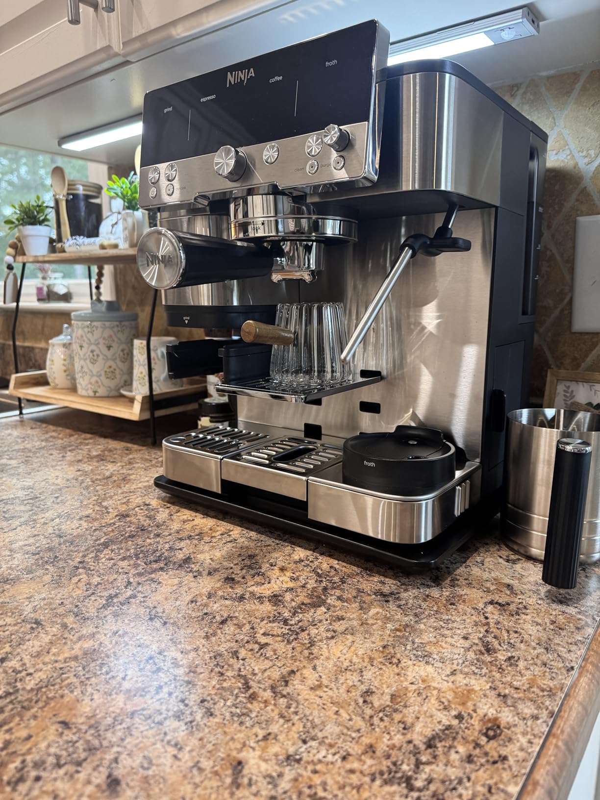 Ninja Luxe Café Premier Espresso & Rapid Cold Brew, Gunmetal, ES601GM | Drip Coffee, Built-in Coffee Grinder, Hands-Free Milk Frother, Assisted Tamper for Cappuccinos & Lattes customer photo 2