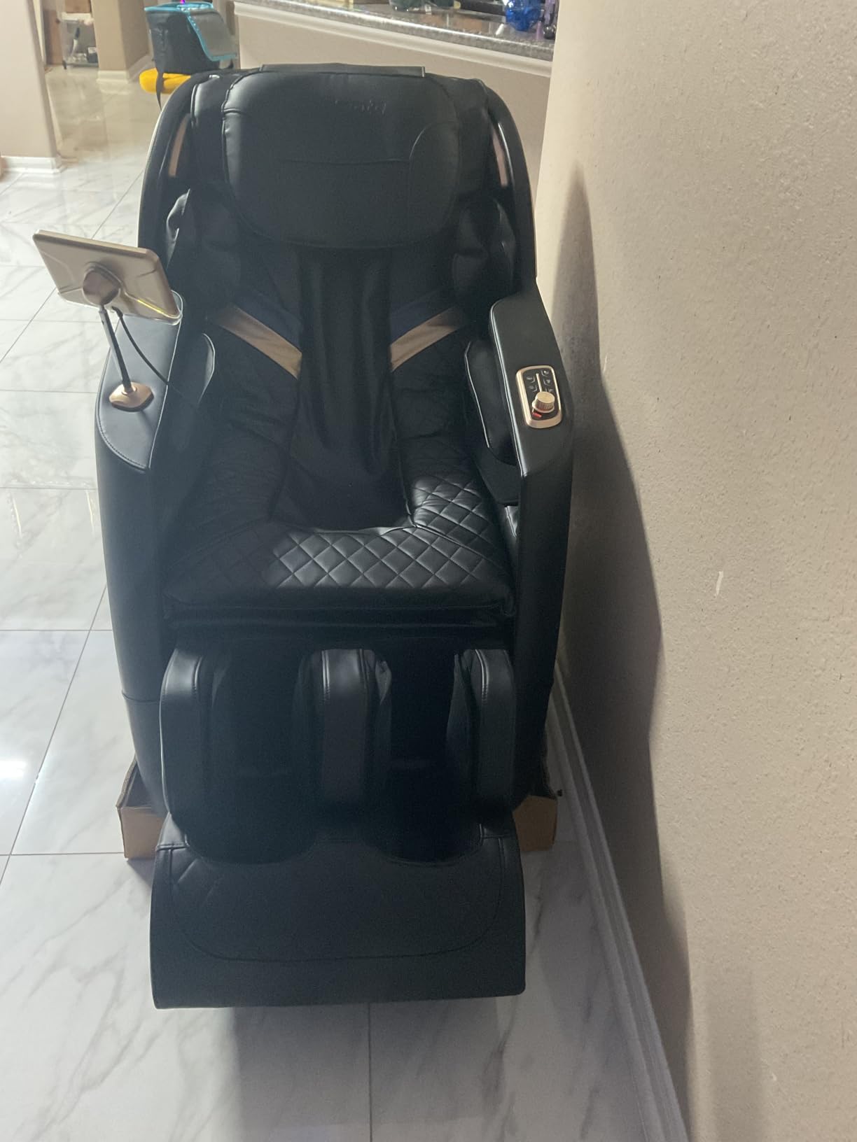 Culanta Massage Chair Full Body, Zero Gravity SL-Track Shiatsu Massage Recliner Chair with Body Scan, Airbags, Foot Rollers, Deep Yoga Stretch, Heating (U1-Brown) customer photo 1