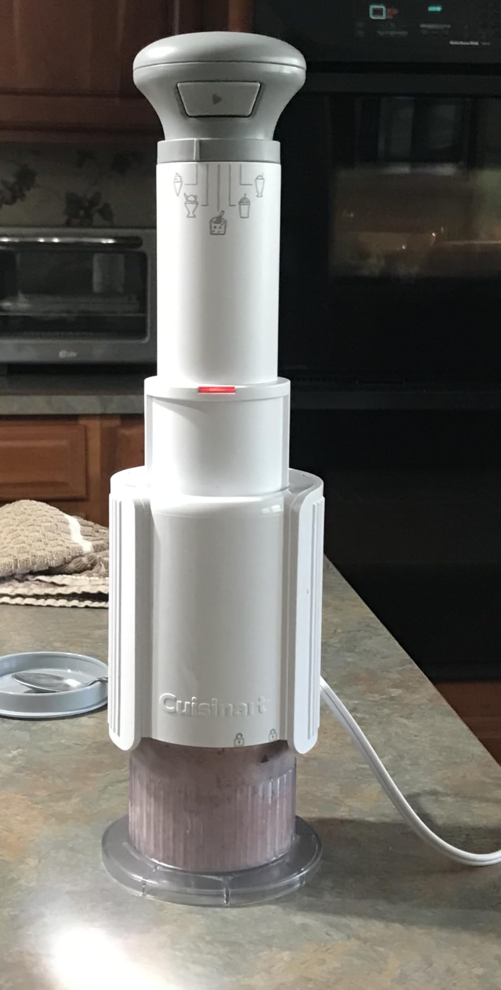 Cuisinart Ice Cream Maker - Cuisinart FastFreeze 5-in-1 Ice Cream, Milkshakes, Slushies, Sorbets and Mix-Ins, Freeze Wand, Two 0.5-Pint Mixing Cups with Lids, Easy to Clean, ICE-FD10 customer photo 1