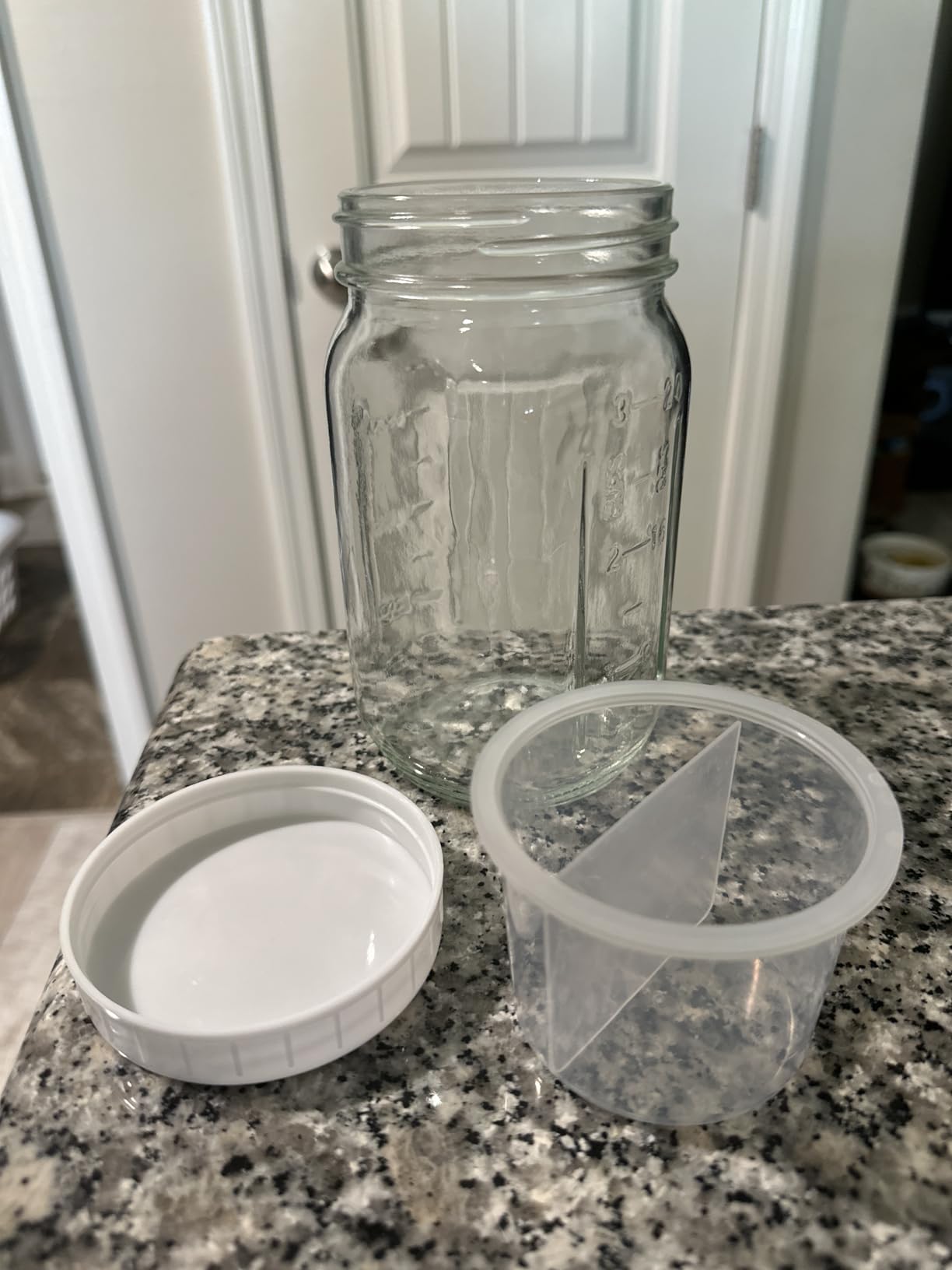 4 Pack Glass Salad Mason Jars with Lids Meal Prep-32 oz Mason Jars Wide Mouth Salad Container for Lunch With Long Sporks-Leak-proof & Separate Compartments for Dressing and Dry Ingredients customer photo 1