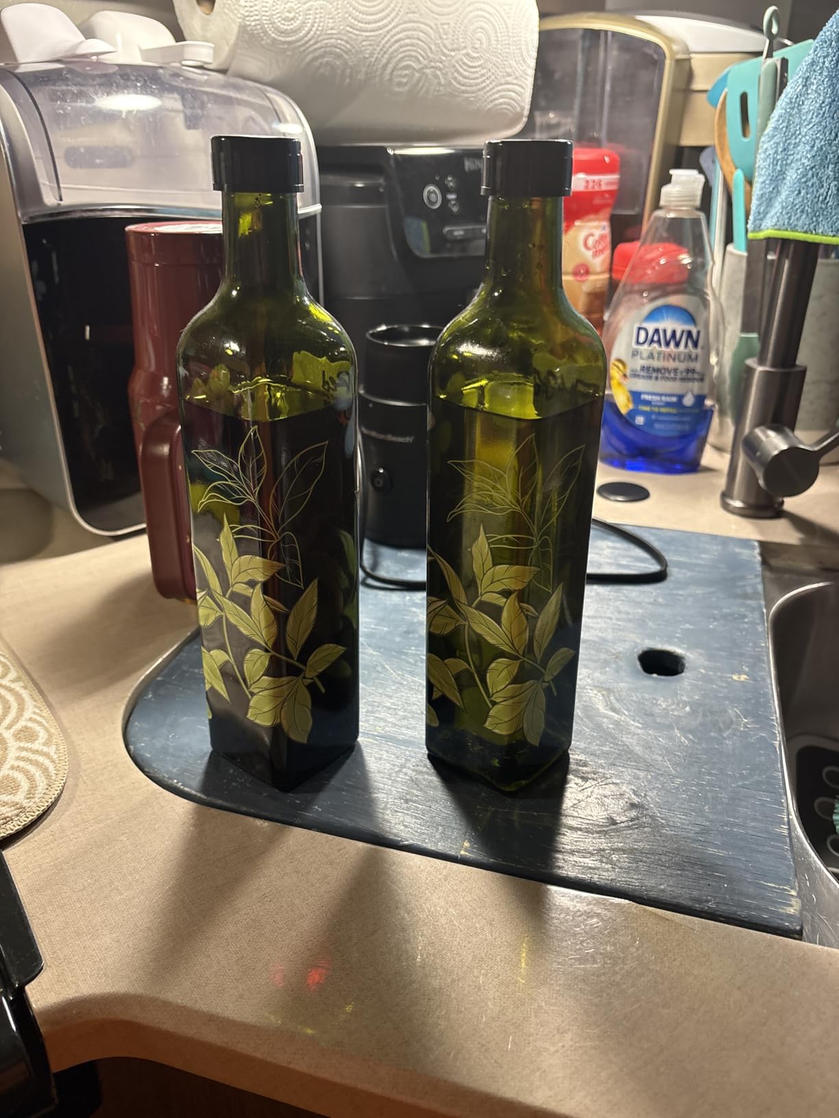 COOLMI Oil and Vinegar Dispenser Set - 17oz/500ML Premium Glass Olive Oil Dispenser Bottles for Kitchen, Oil Dispenser for Kitchen (Olive) customer photo 2