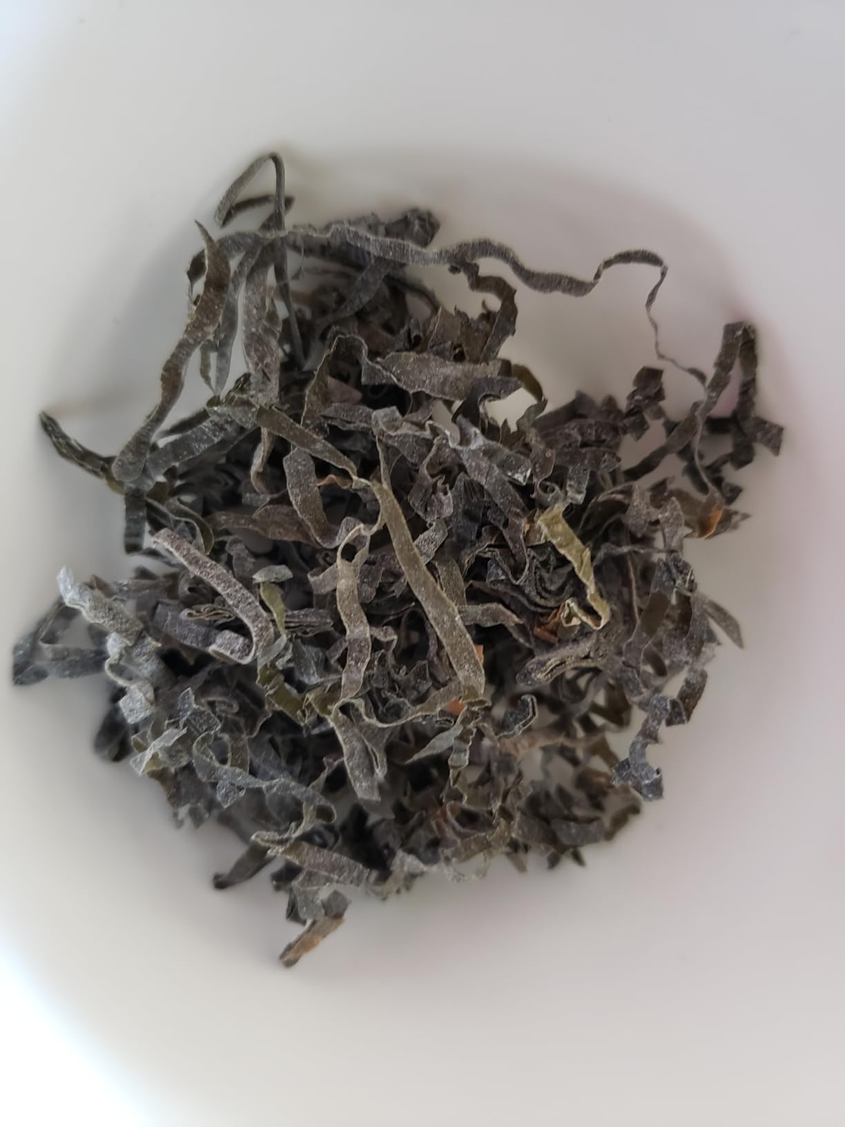 3.5oz Dried Kombu Seaweed Strips, Sun-Dried Kelp for Dashi, Miso Soup - Umami-Rich Plant-Based Sea Vegetable for Broth, Rice & Japanese Dishes customer photo 1