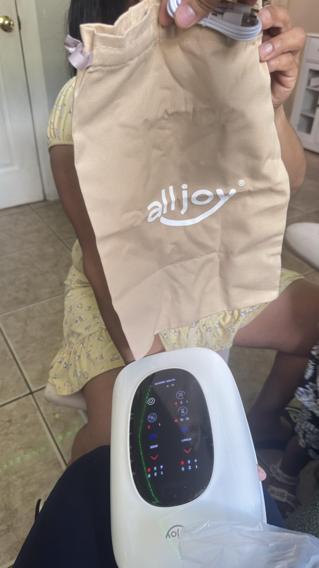 ALLJOY Hand Massager with Heat and Compression, Knuckle Stretching and Hand Massage, 6 Modes 6 Intensities 3 Heat for Arthritis and Carpal Tunnel Relief, Birthday Gifts for Women and Men (White) customer photo 1
